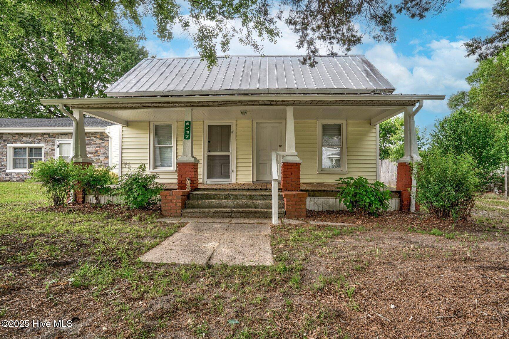 Bailey, NC 27807,6217 Deans ST