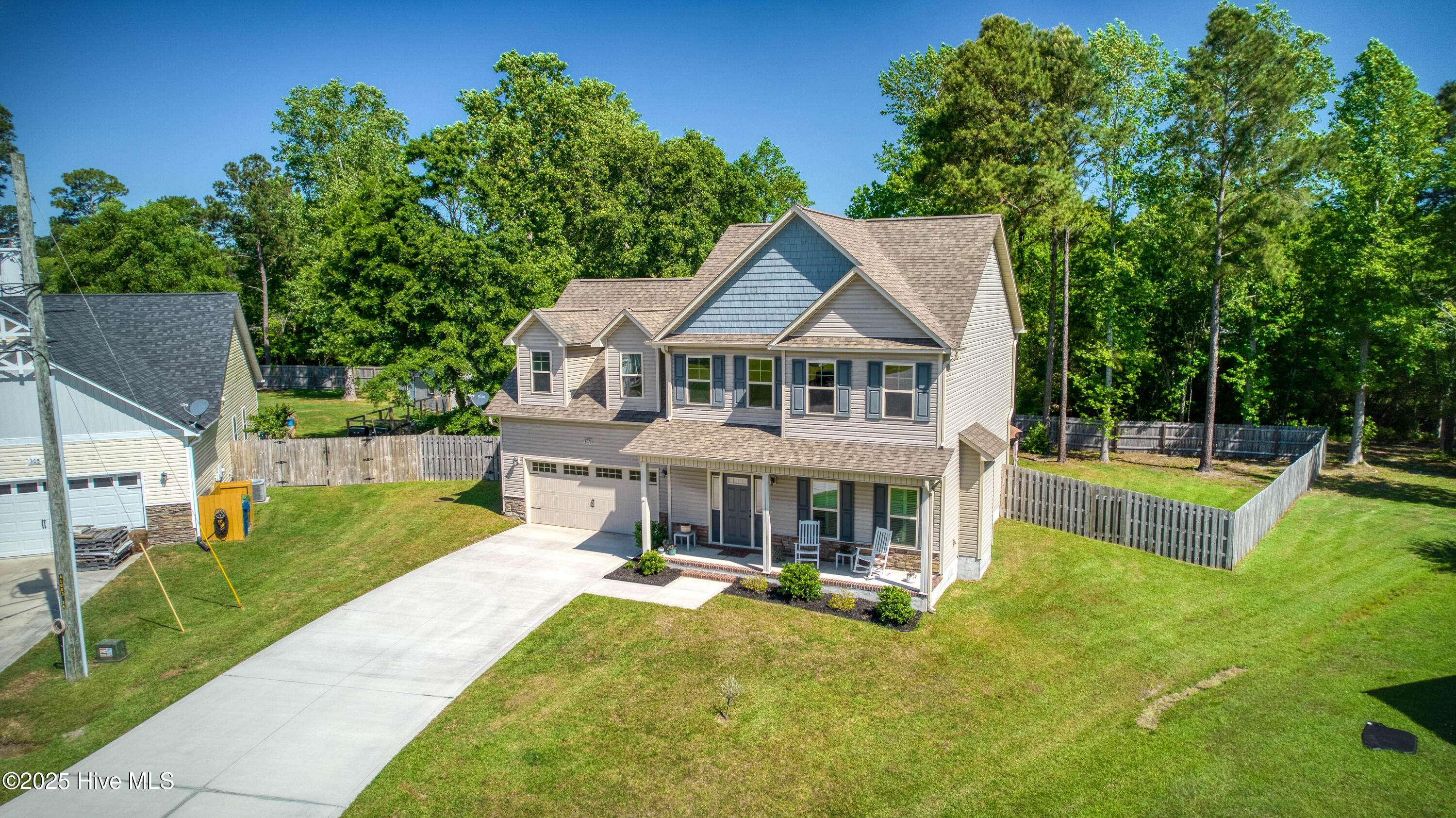 Holly Ridge, NC 28445,307 Windward LNDG