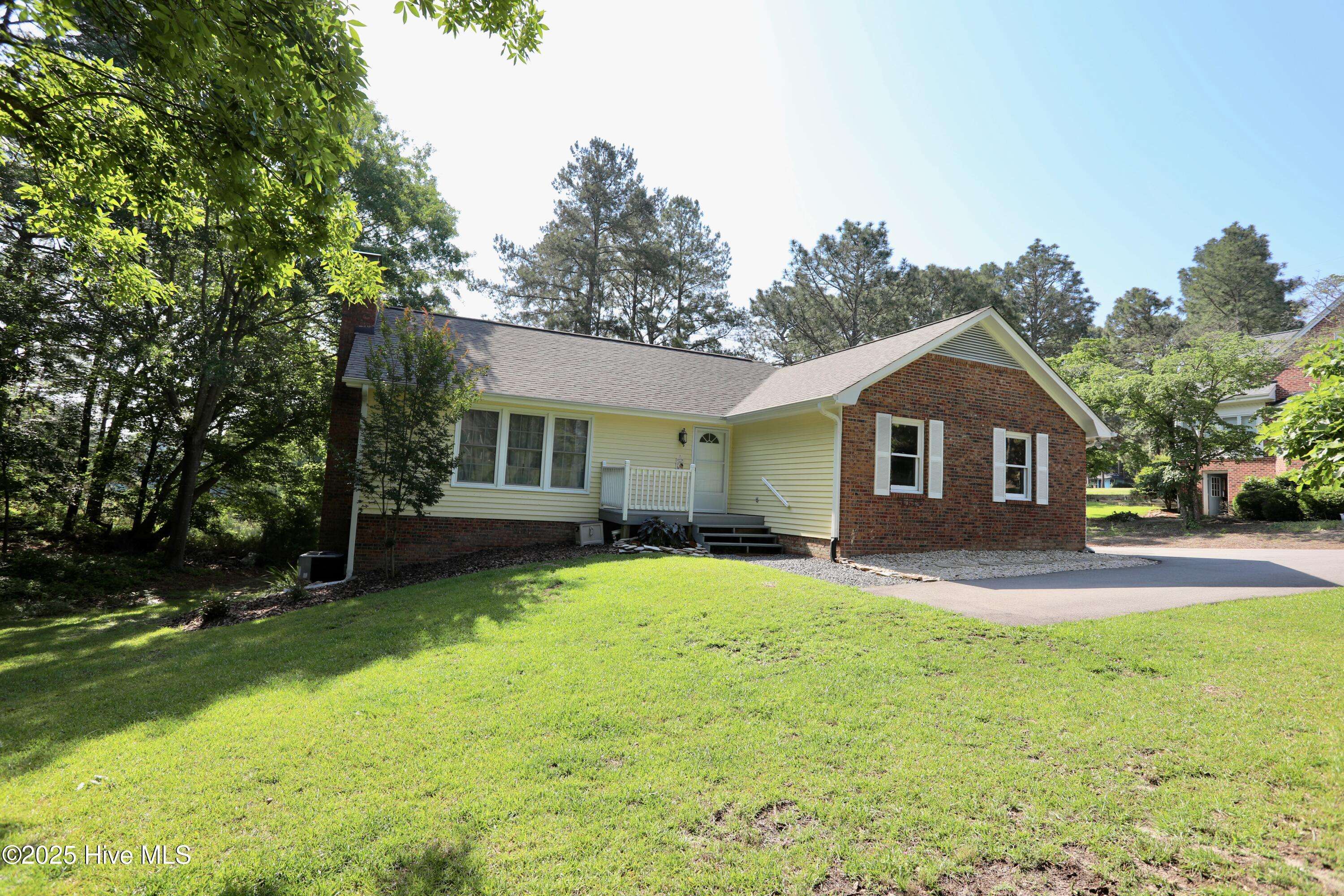 West End, NC 27376,167 Devonshire AVE W