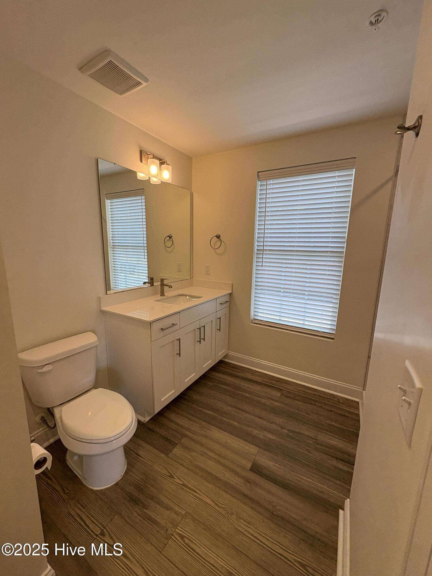 Wilmington, NC 28401,214 Red Cross ST #202