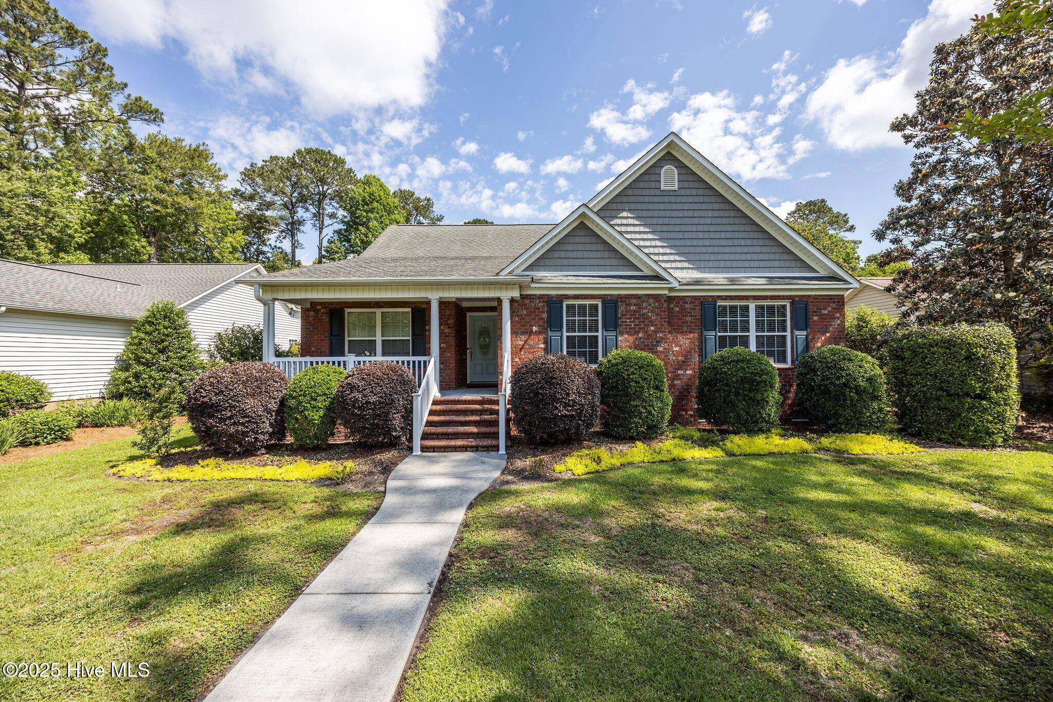 Trent Woods, NC 28562,903 Buckingham RD