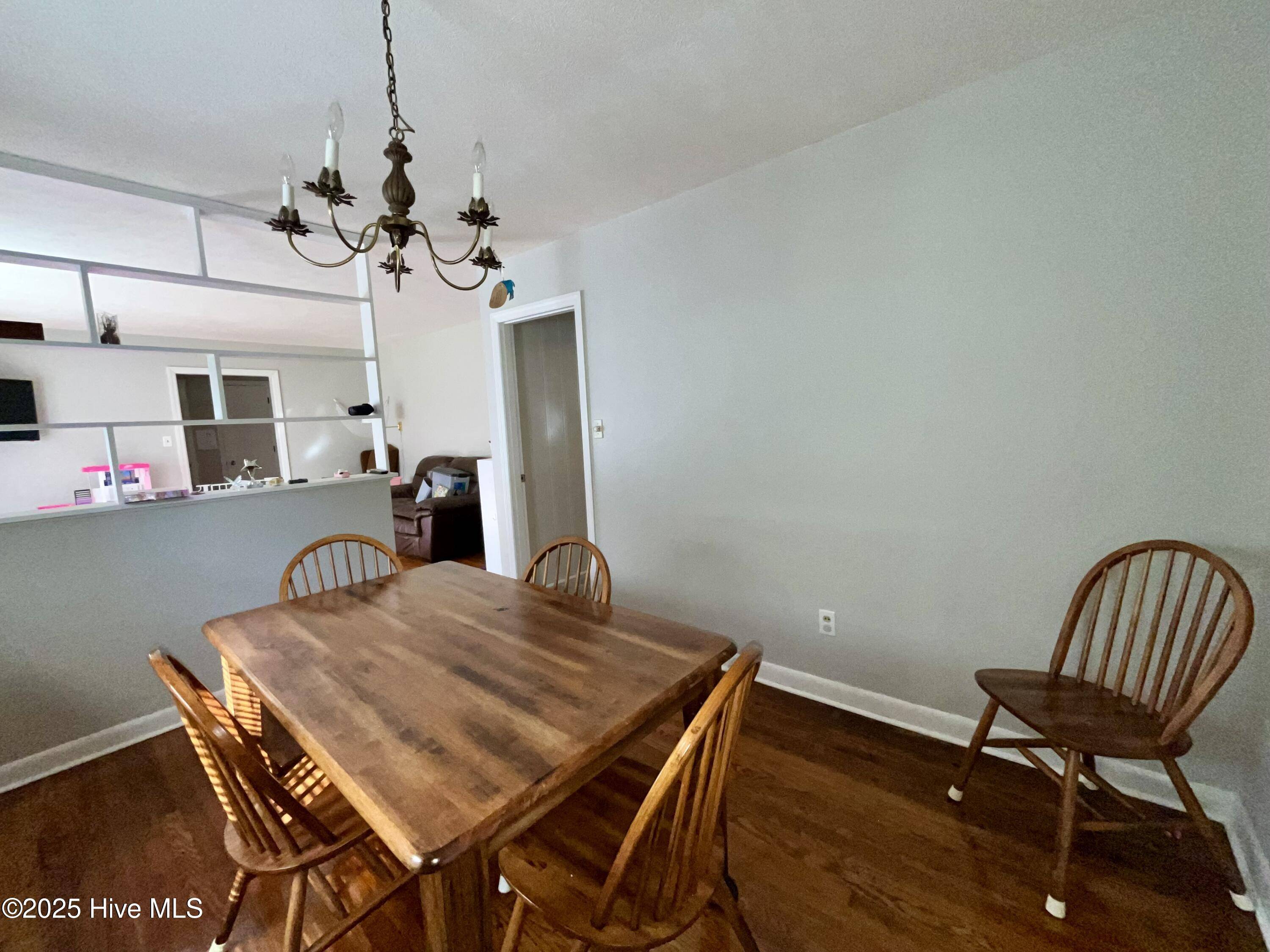 Laurinburg, NC 28352,409 Forest RD
