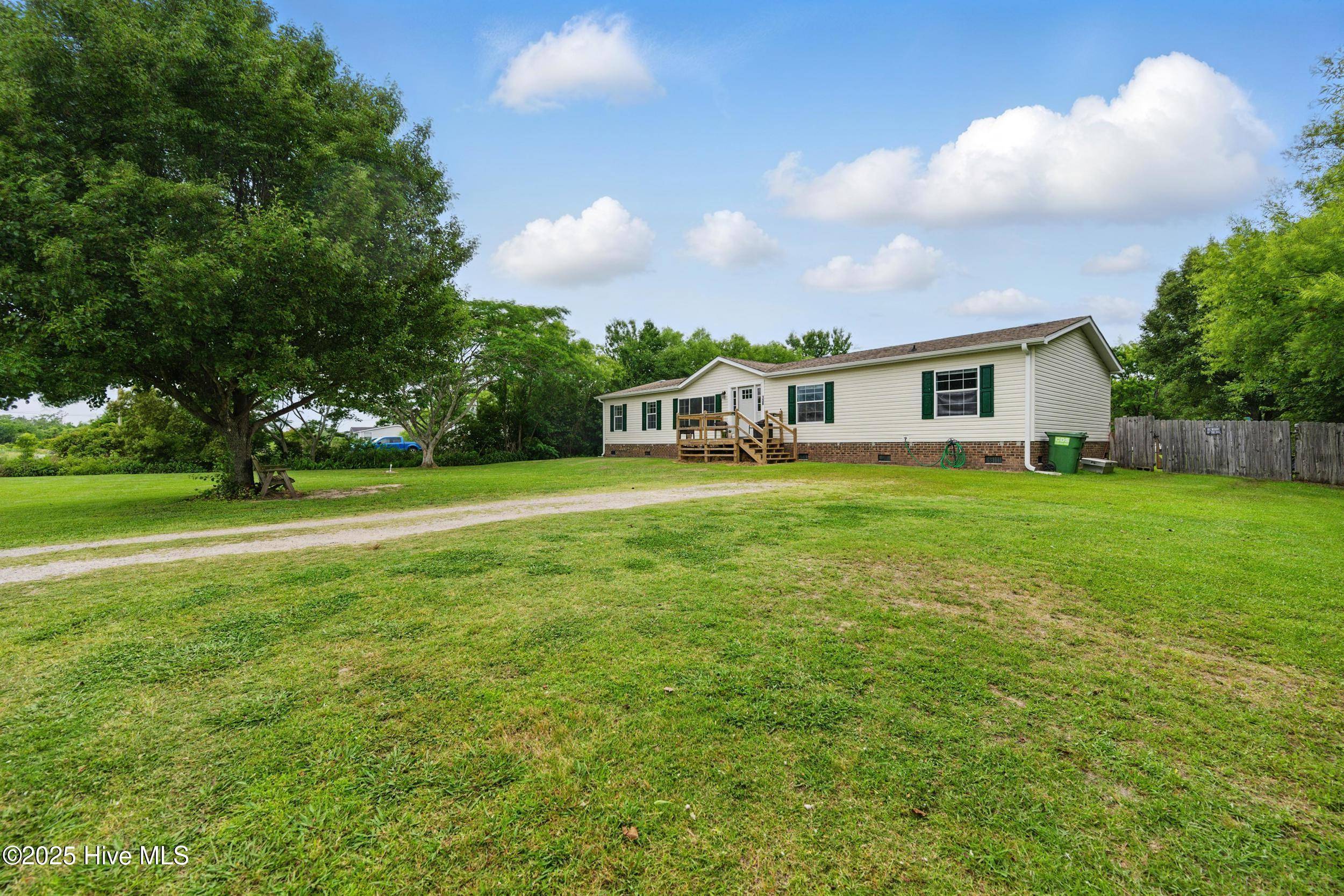 Barco, NC 27917,138 Swains LN