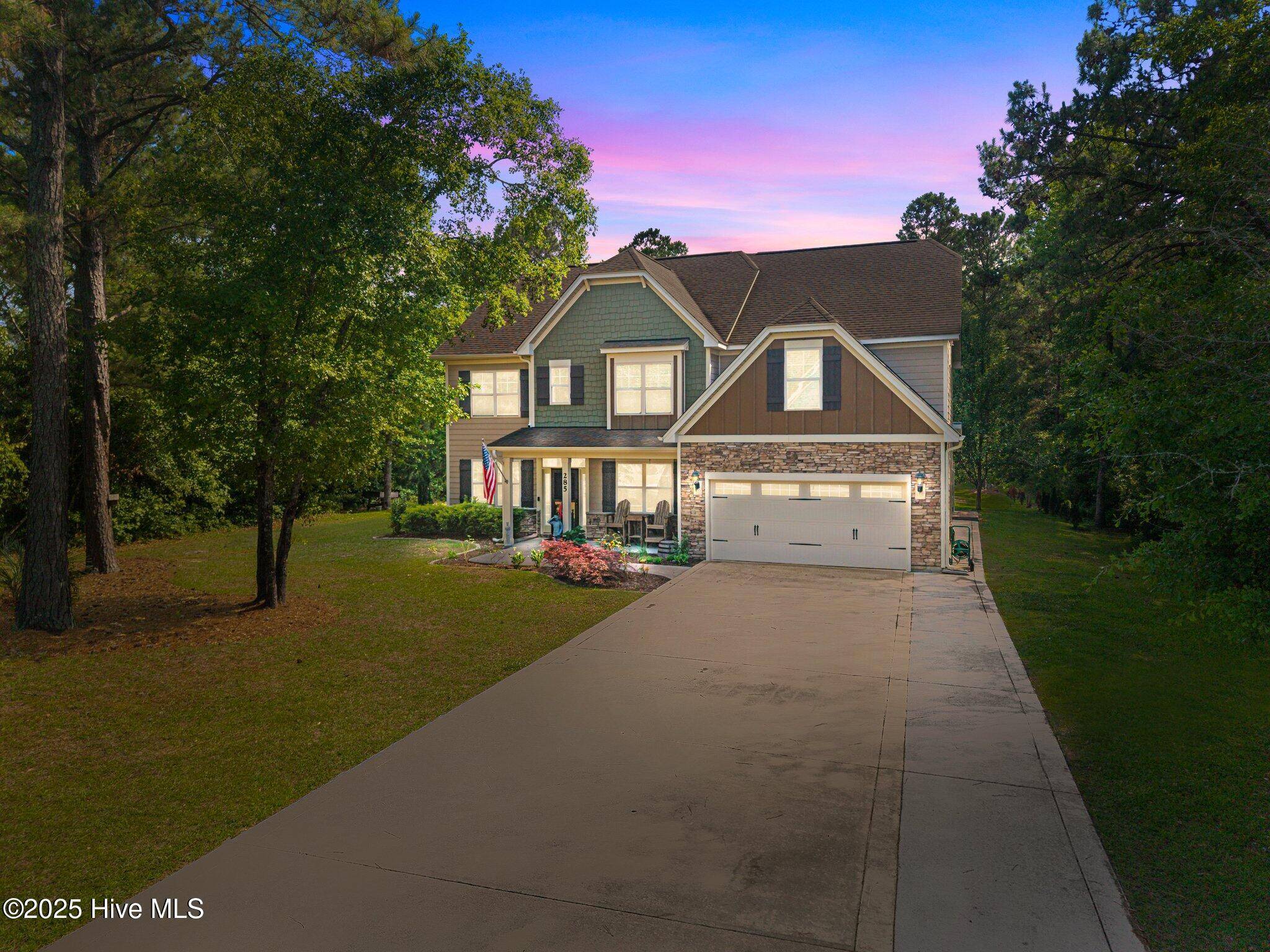 Sneads Ferry, NC 28460,285 Mimosa DR