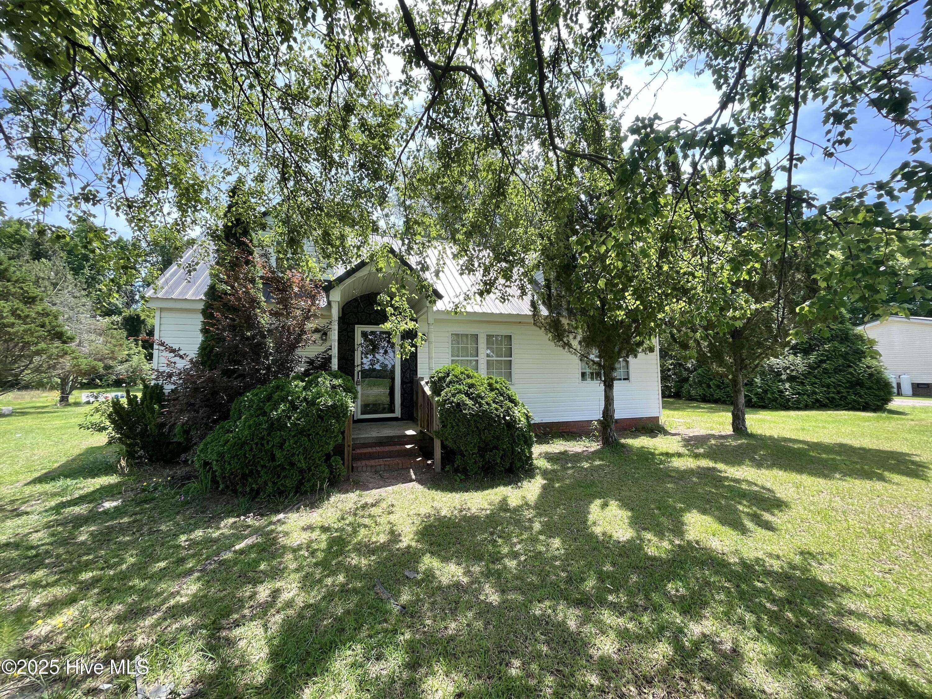 Elizabethtown, NC 28337,1412 Lyon Landing RD