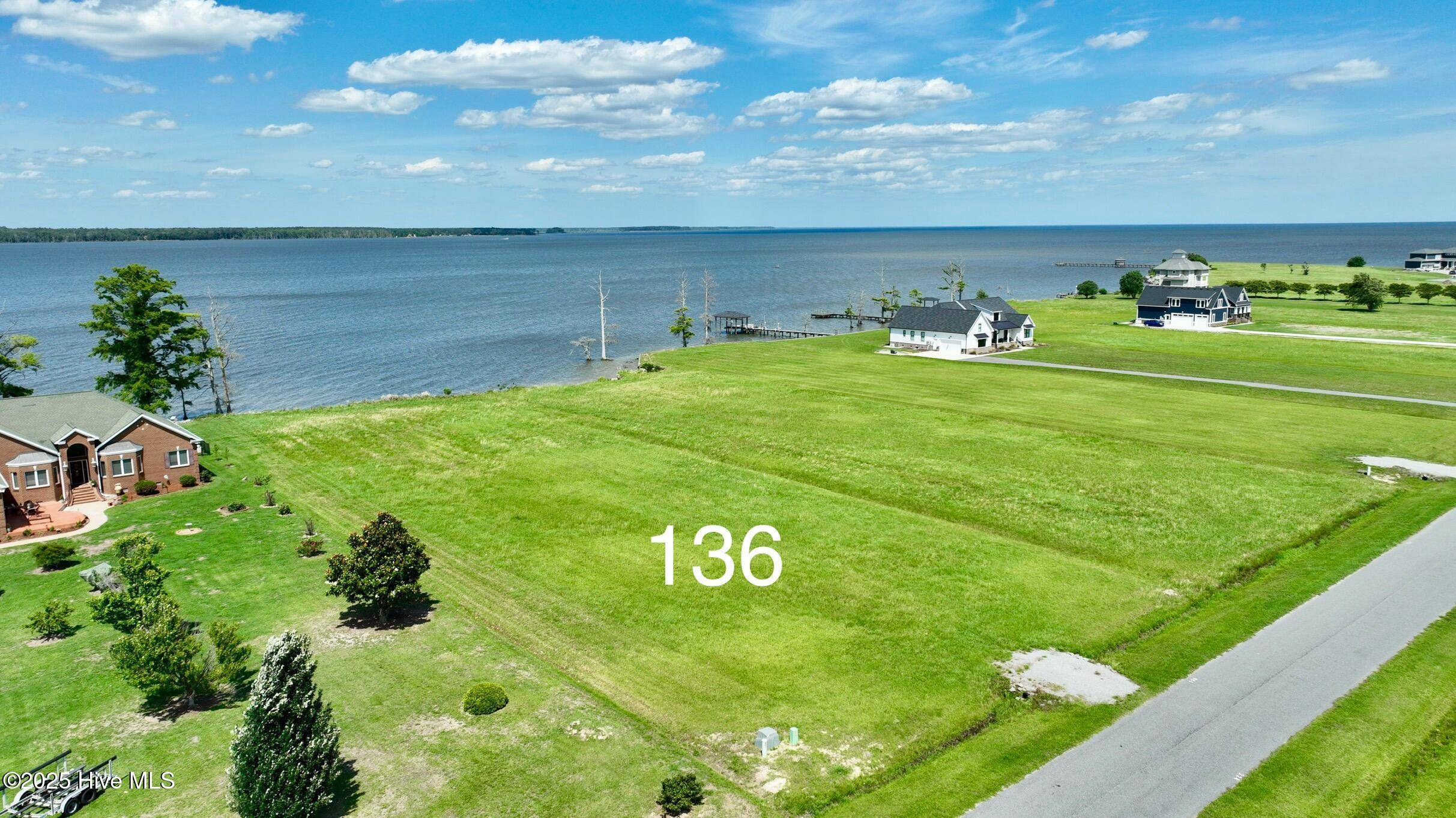 Hertford, NC 27944,137 Royal Tern WAY