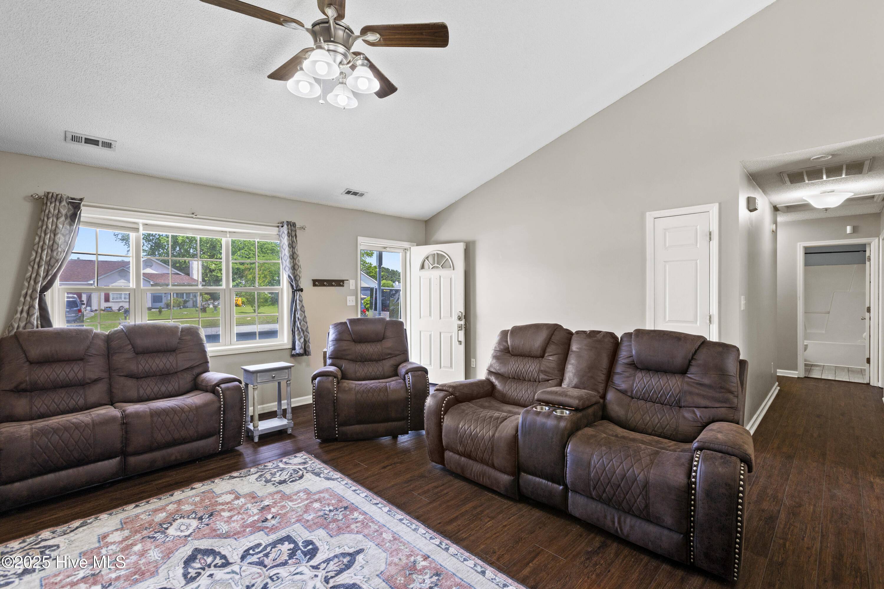 Hubert, NC 28539,703 Covington CT