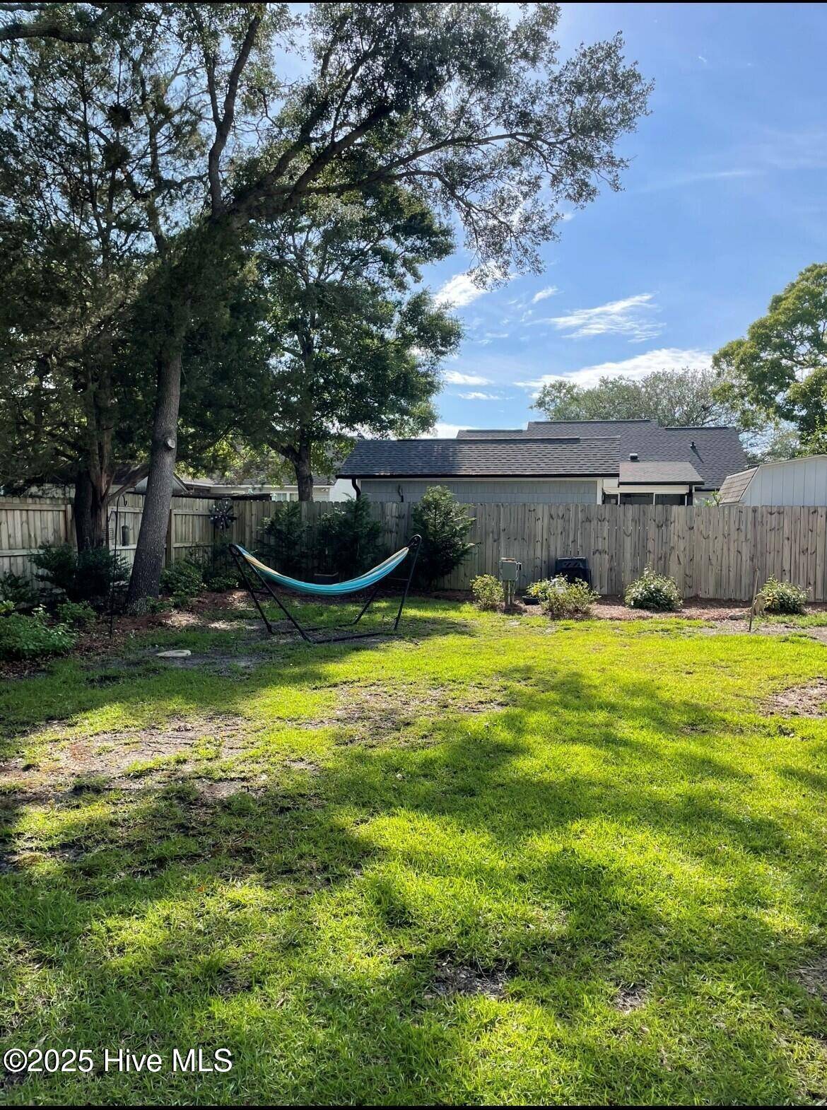 Oak Island, NC 28465,129 NE 36th ST