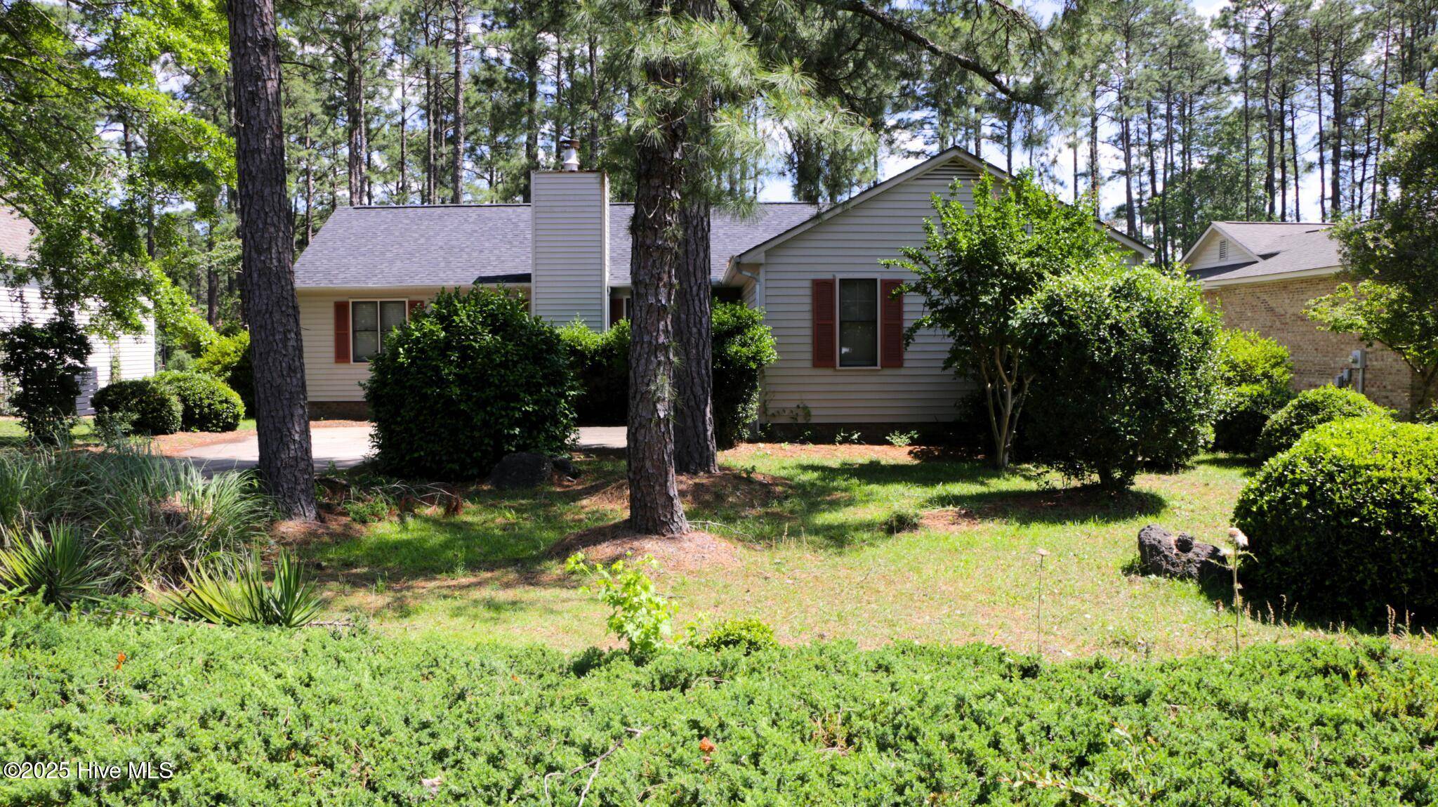 New Bern, NC 28560,1819 Caracara DR