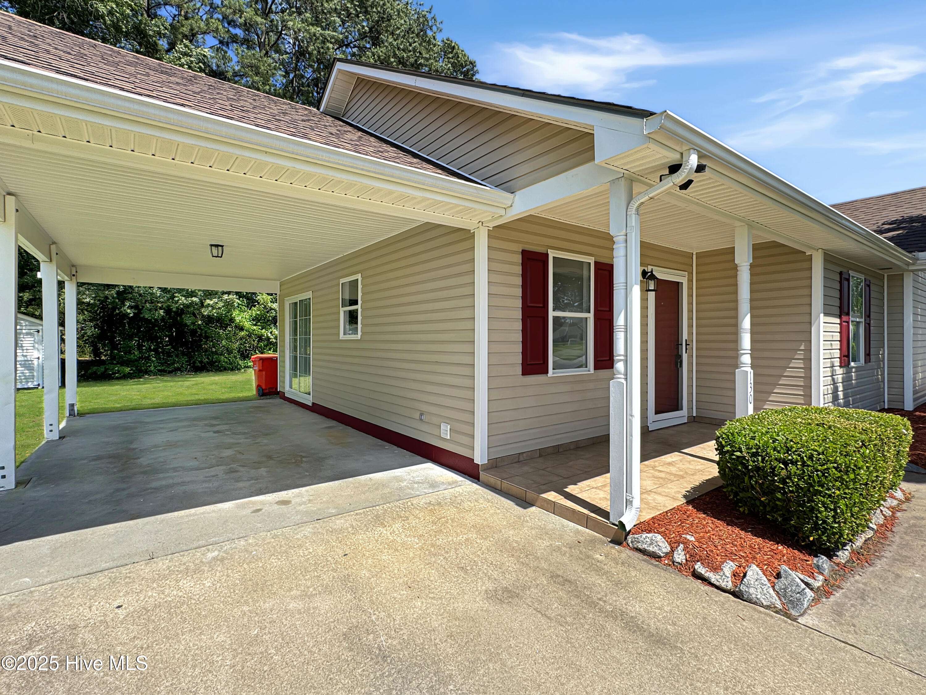 Elizabeth City, NC 27909,130 Summerfield ST