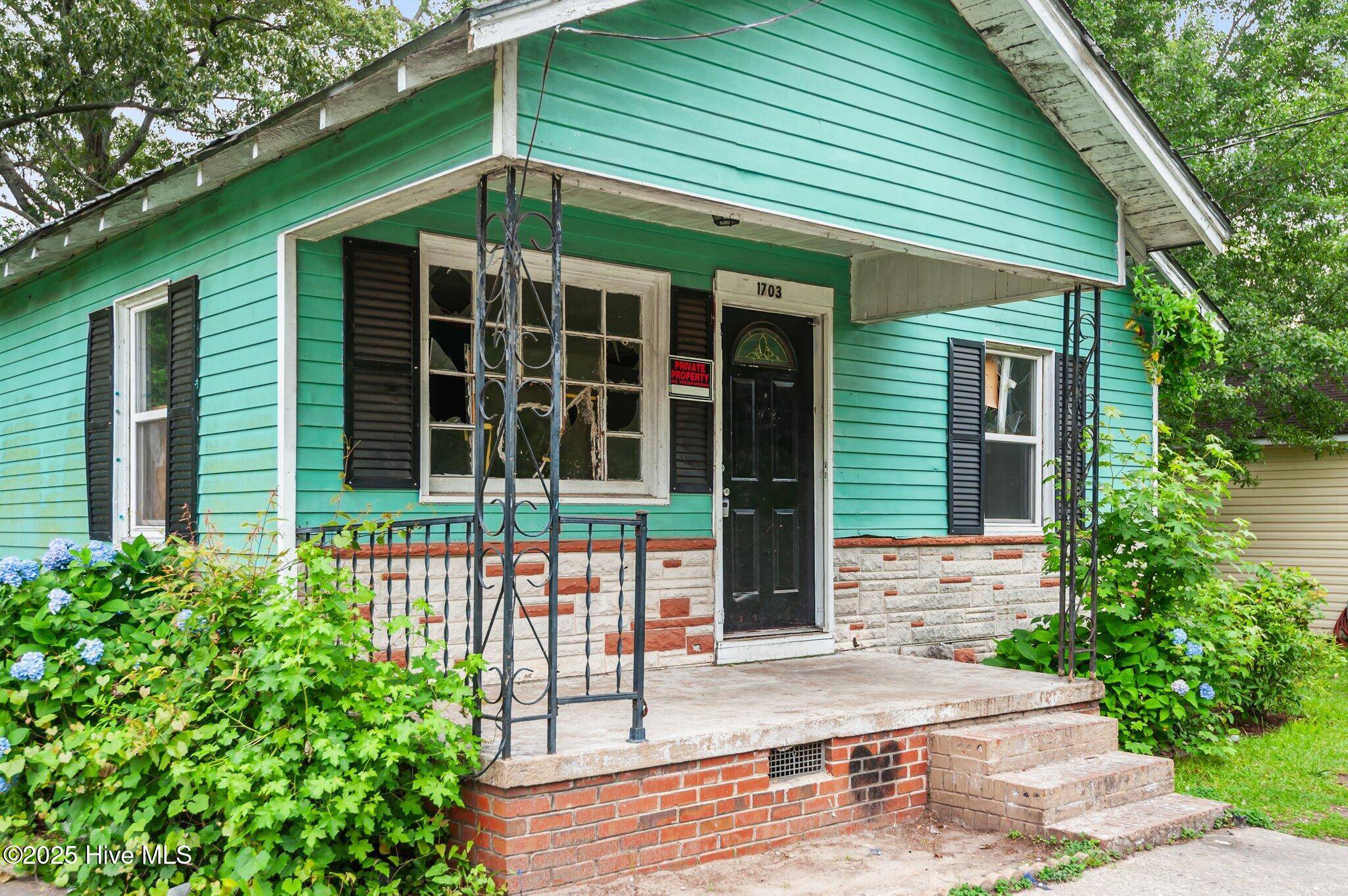 Greenville, NC 27834,1703 S Greene ST