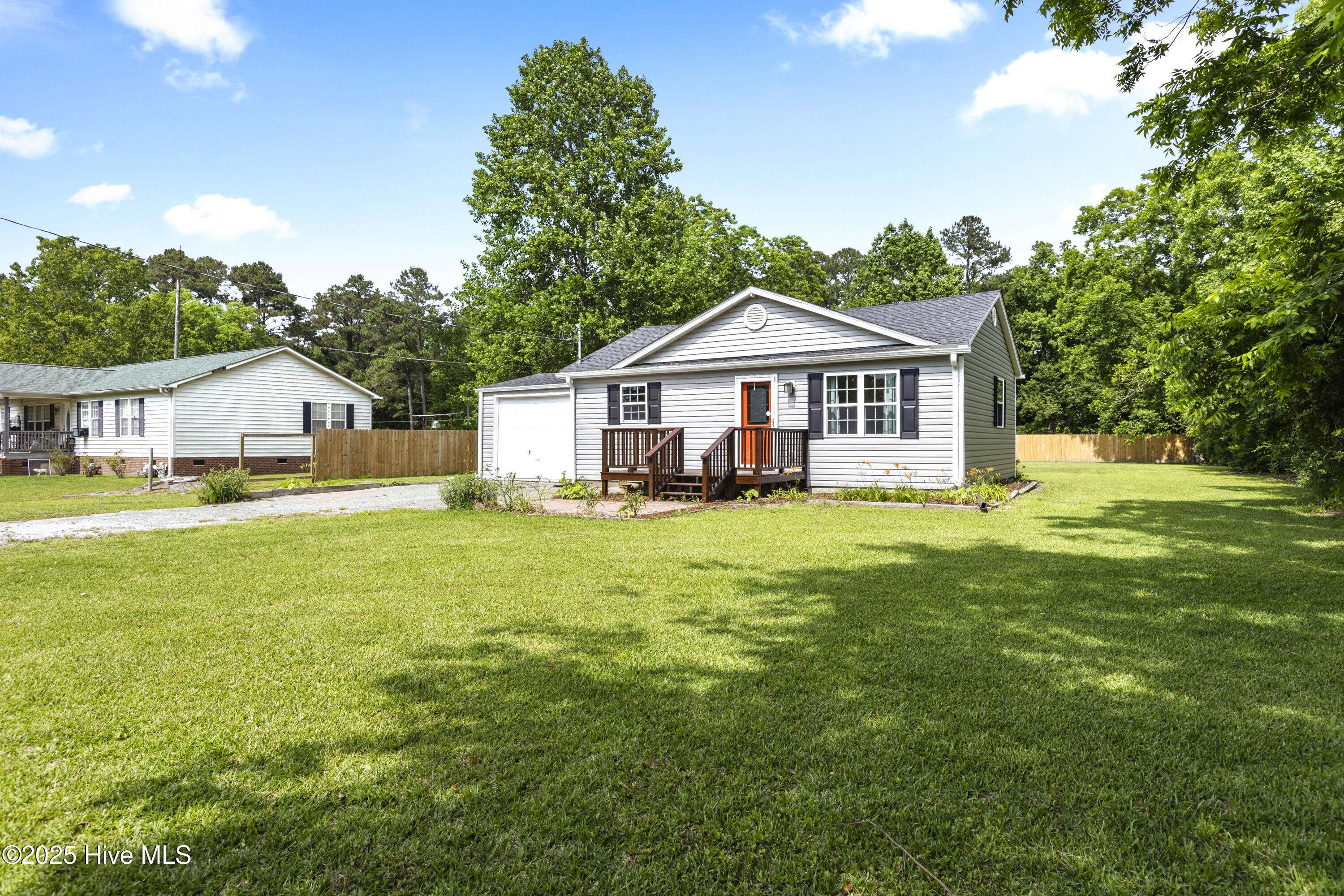 Stella, NC 28582,778 Belgrade Swansboro RD