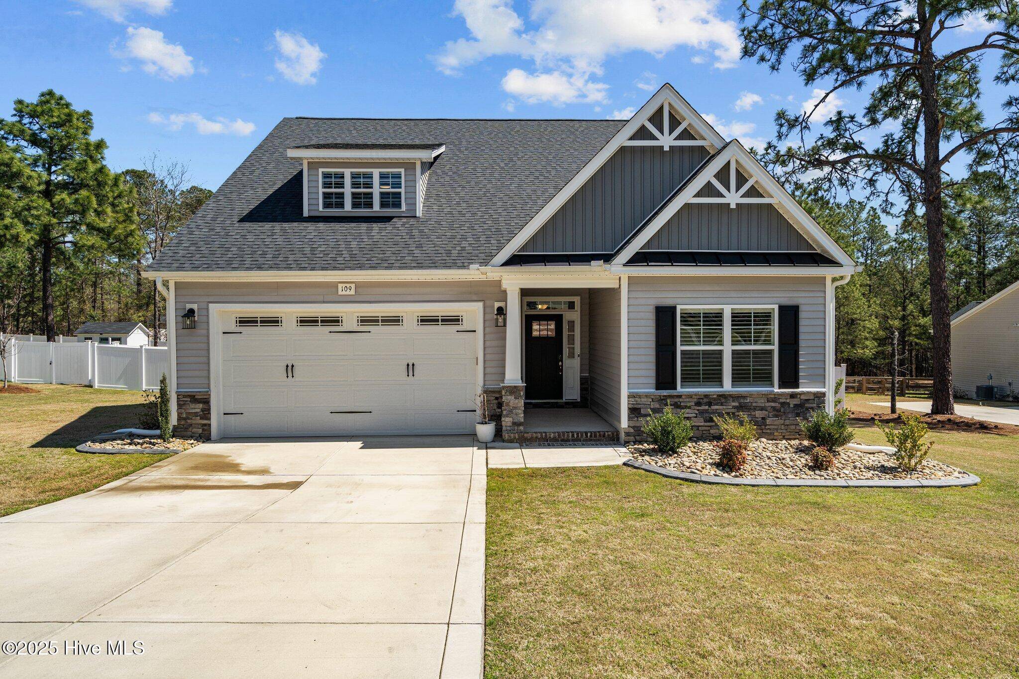 Carthage, NC 28327,109 Country Ridge LN