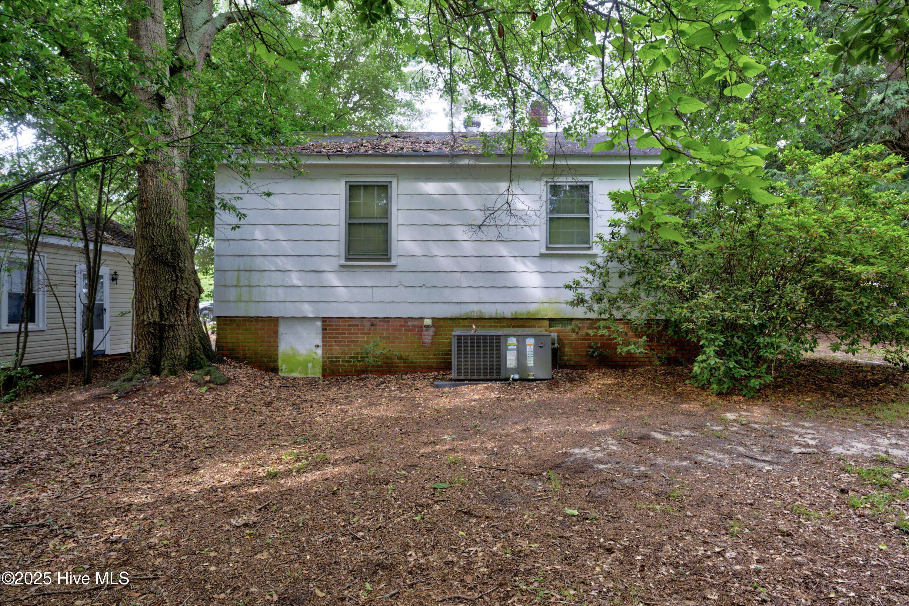Hamlet, NC 28345,304 Myrtle AVE
