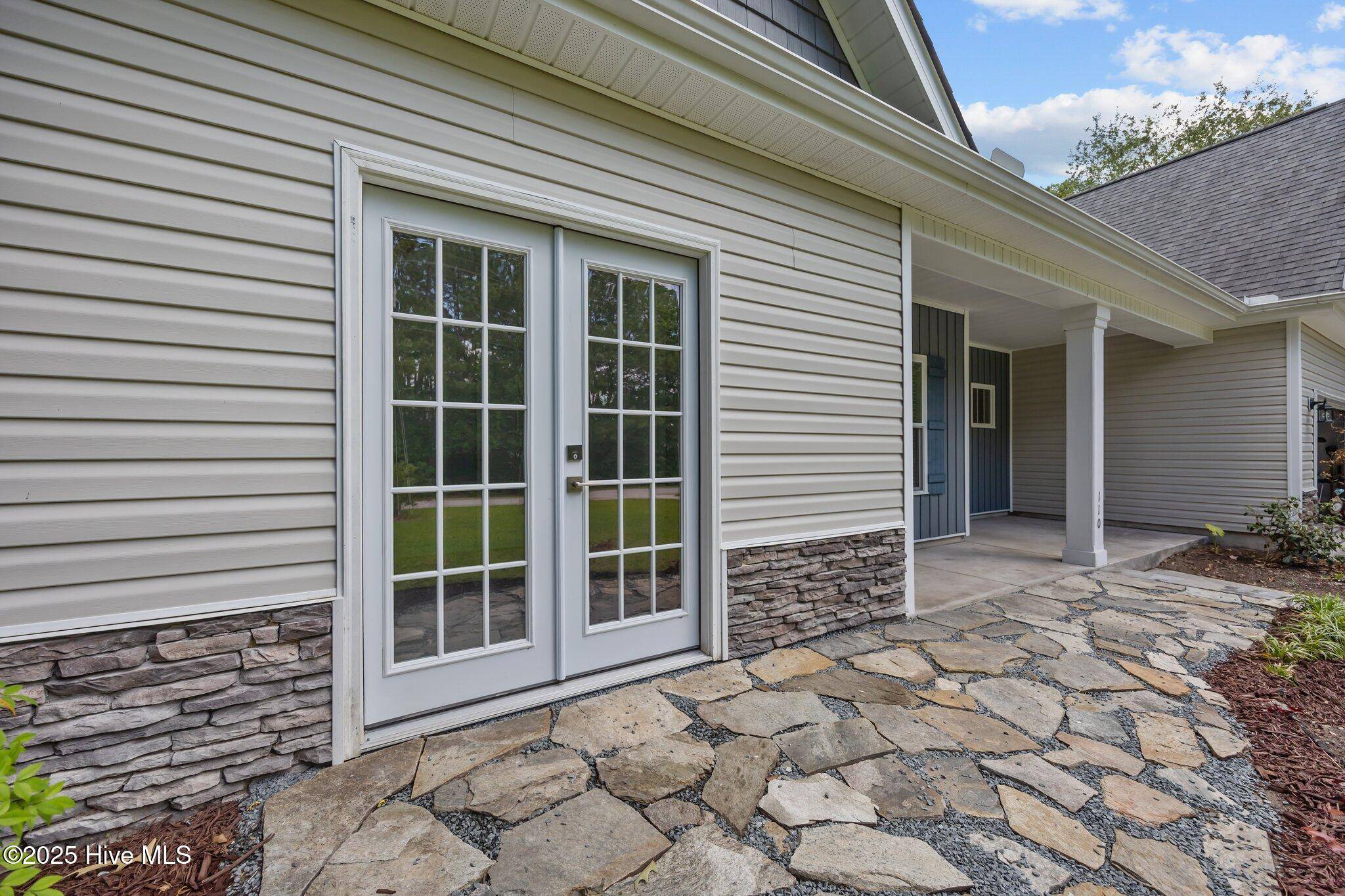 Sneads Ferry, NC 28460,110 Shellbank DR