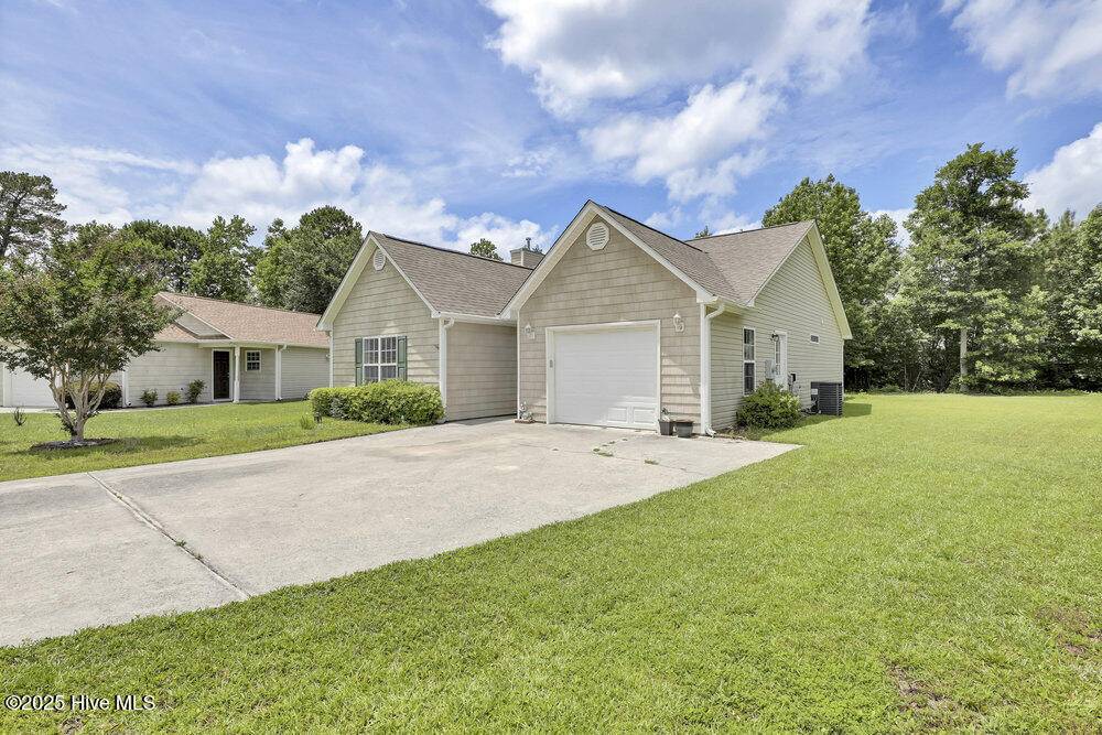 Hampstead, NC 28443,111 Bay Tree CIR