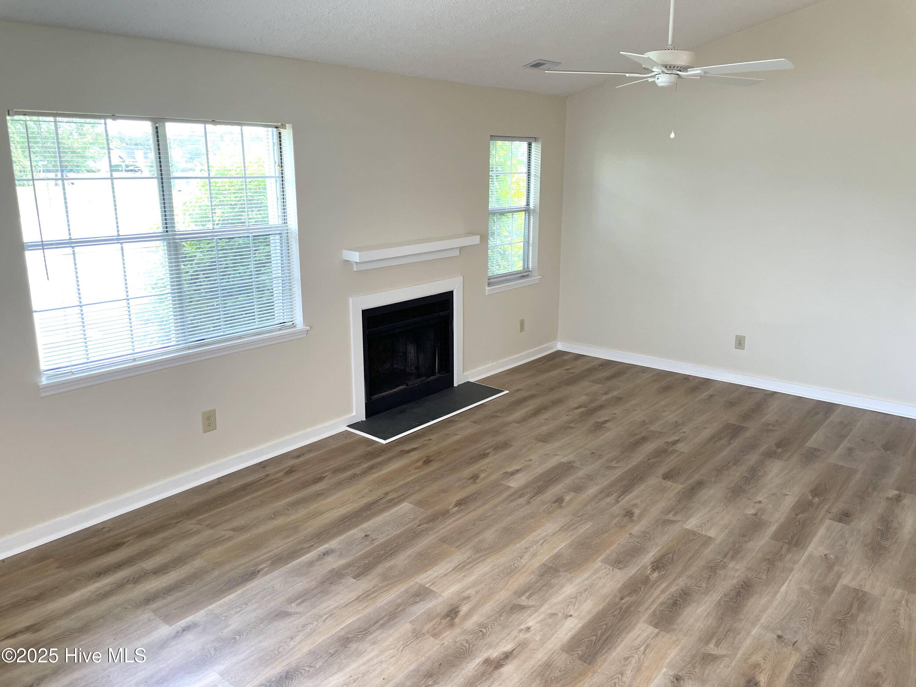 Havelock, NC 28532,142 Witten CIR #A