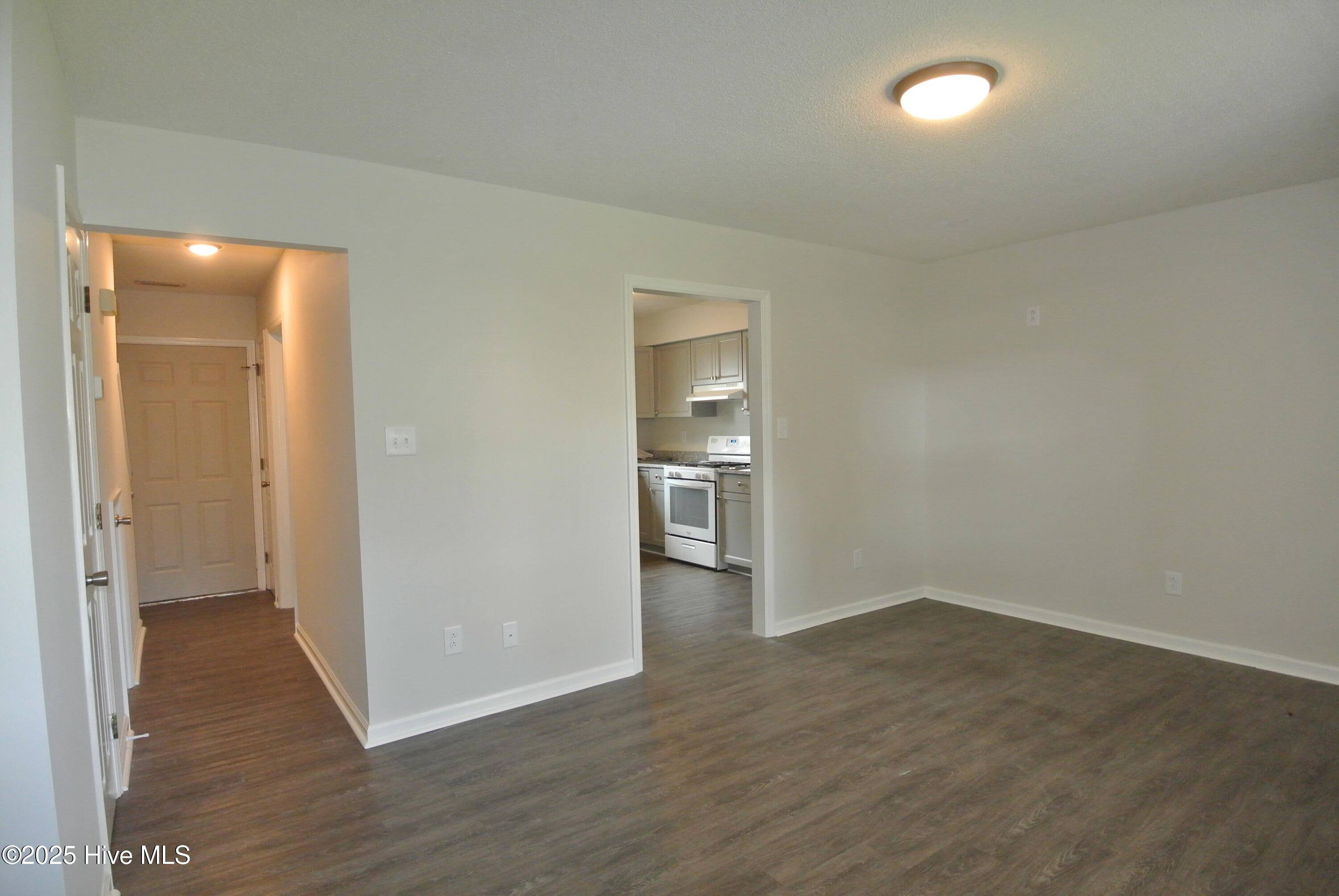 New Bern, NC 28562,1307 Stallings Pkwy #B