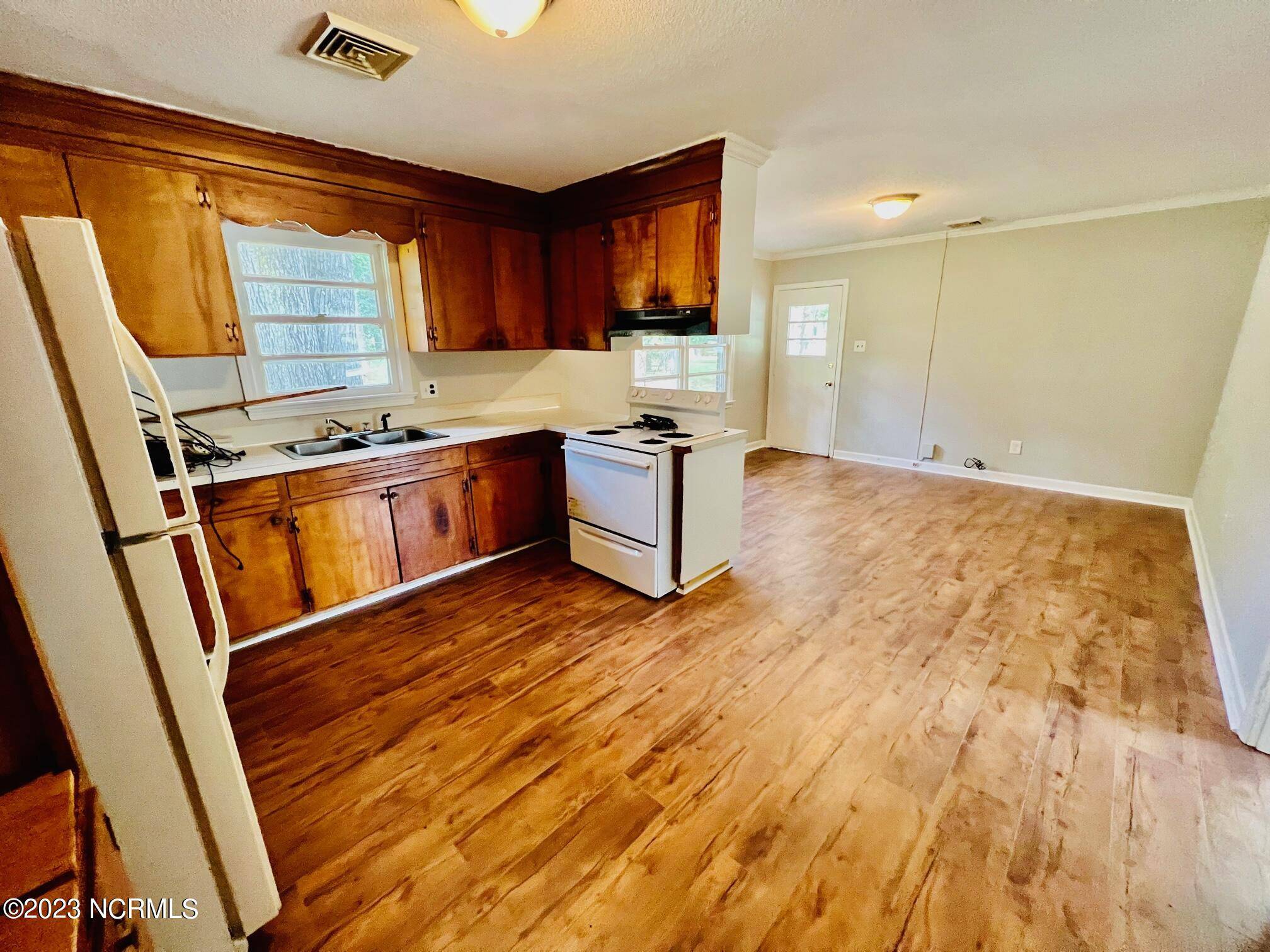 Farmville, NC 27828,4137 Martha LOOP