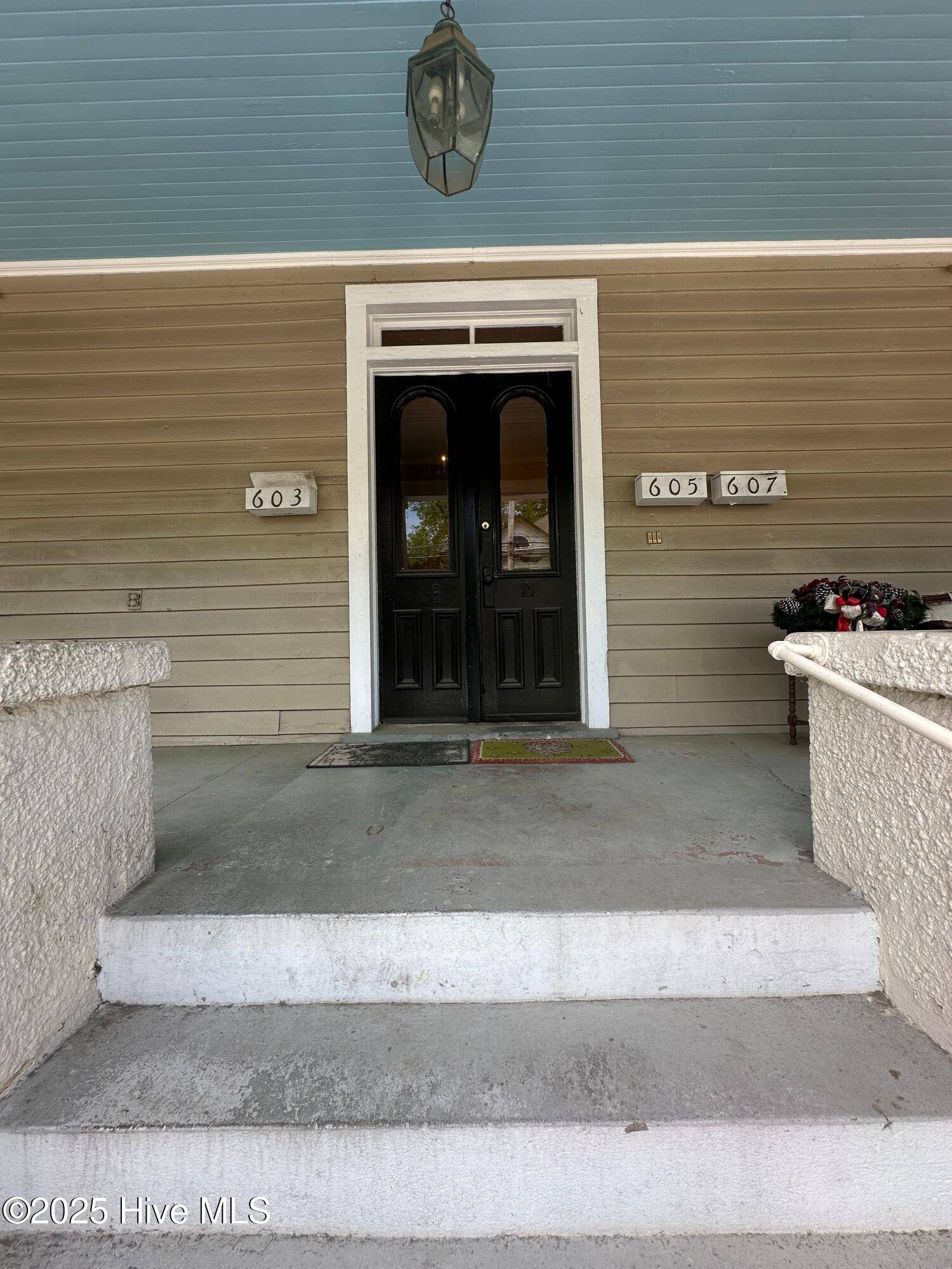 Washington, NC 27889,605 W 2nd ST