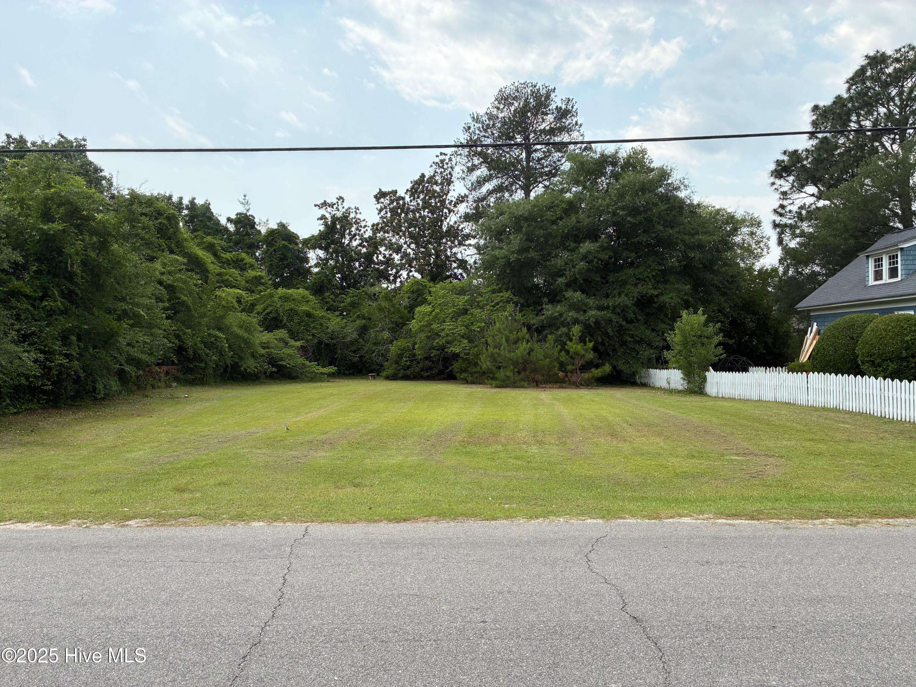 Pinehurst, NC 28374,85 Woods RD