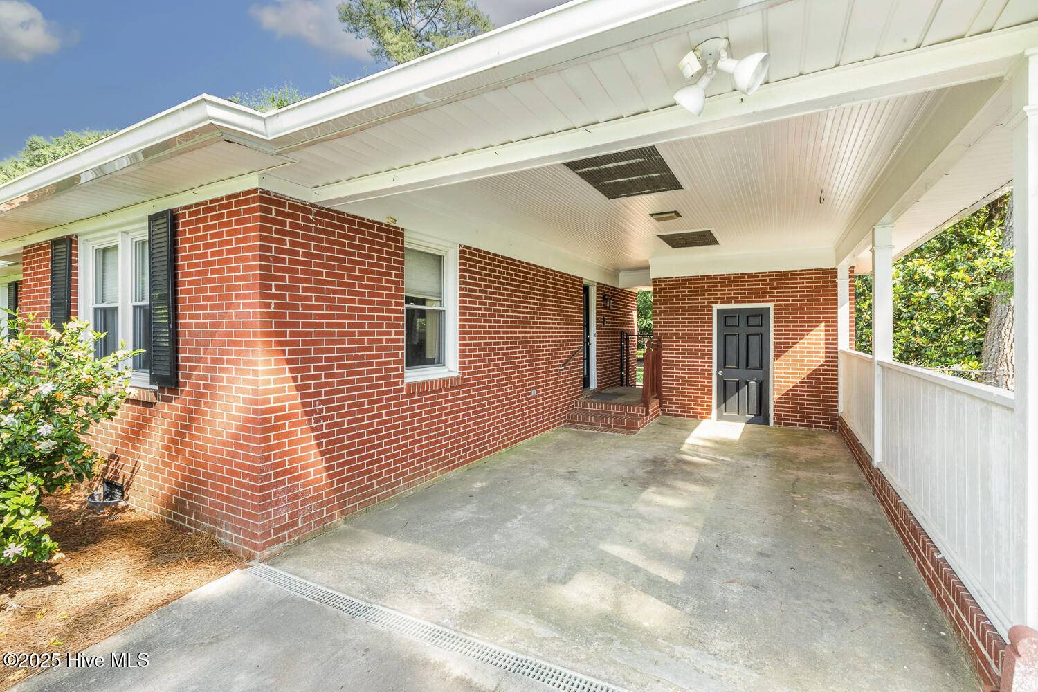 Lillington, NC 27546,780 Leslie Campbell AVE