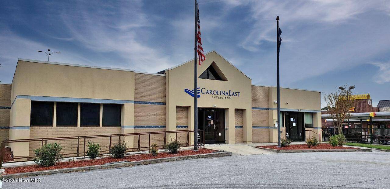 Midway Park, NC 28544,241 Freedom WAY