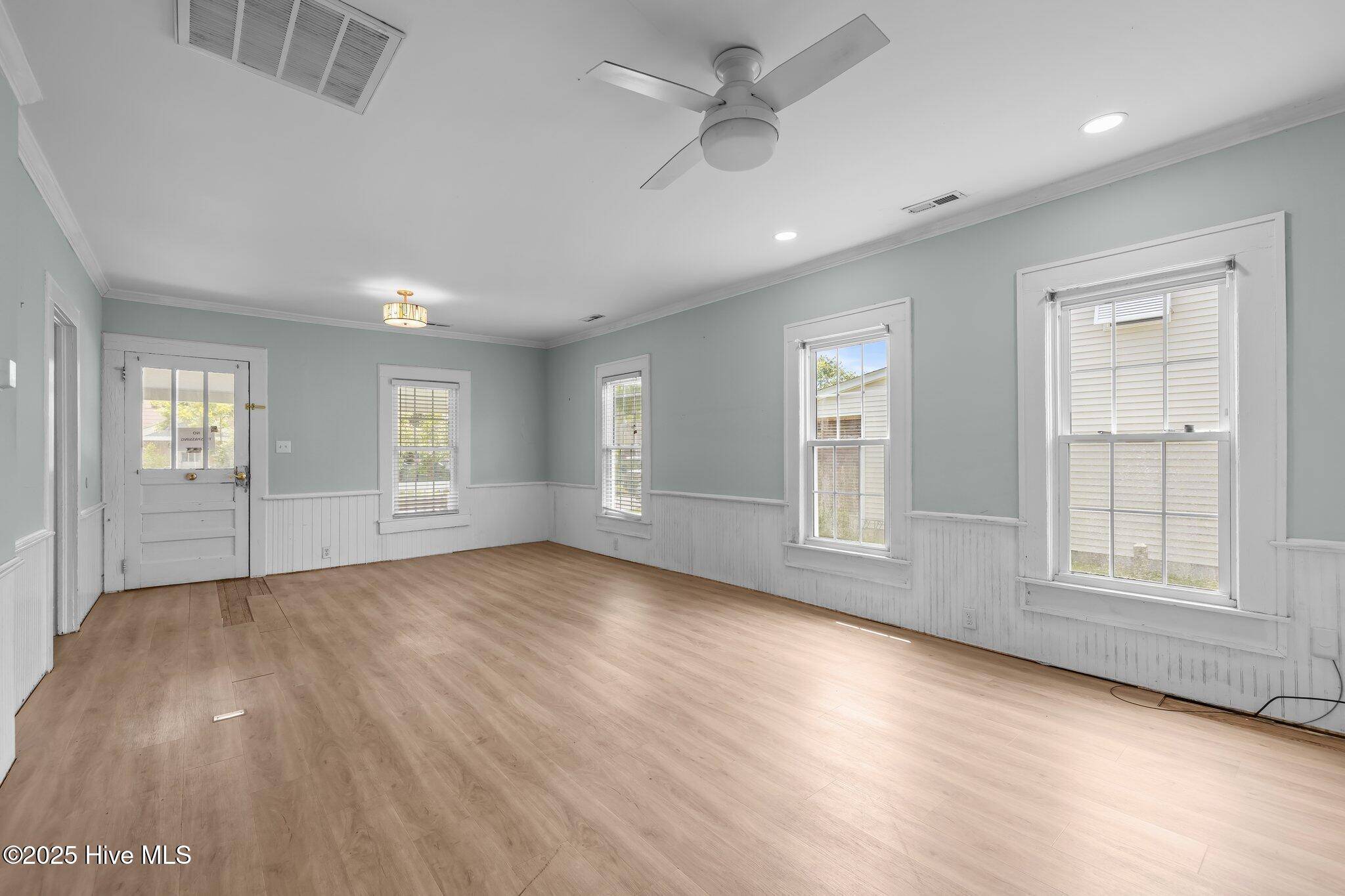 Morehead City, NC 28557,708 Fisher ST