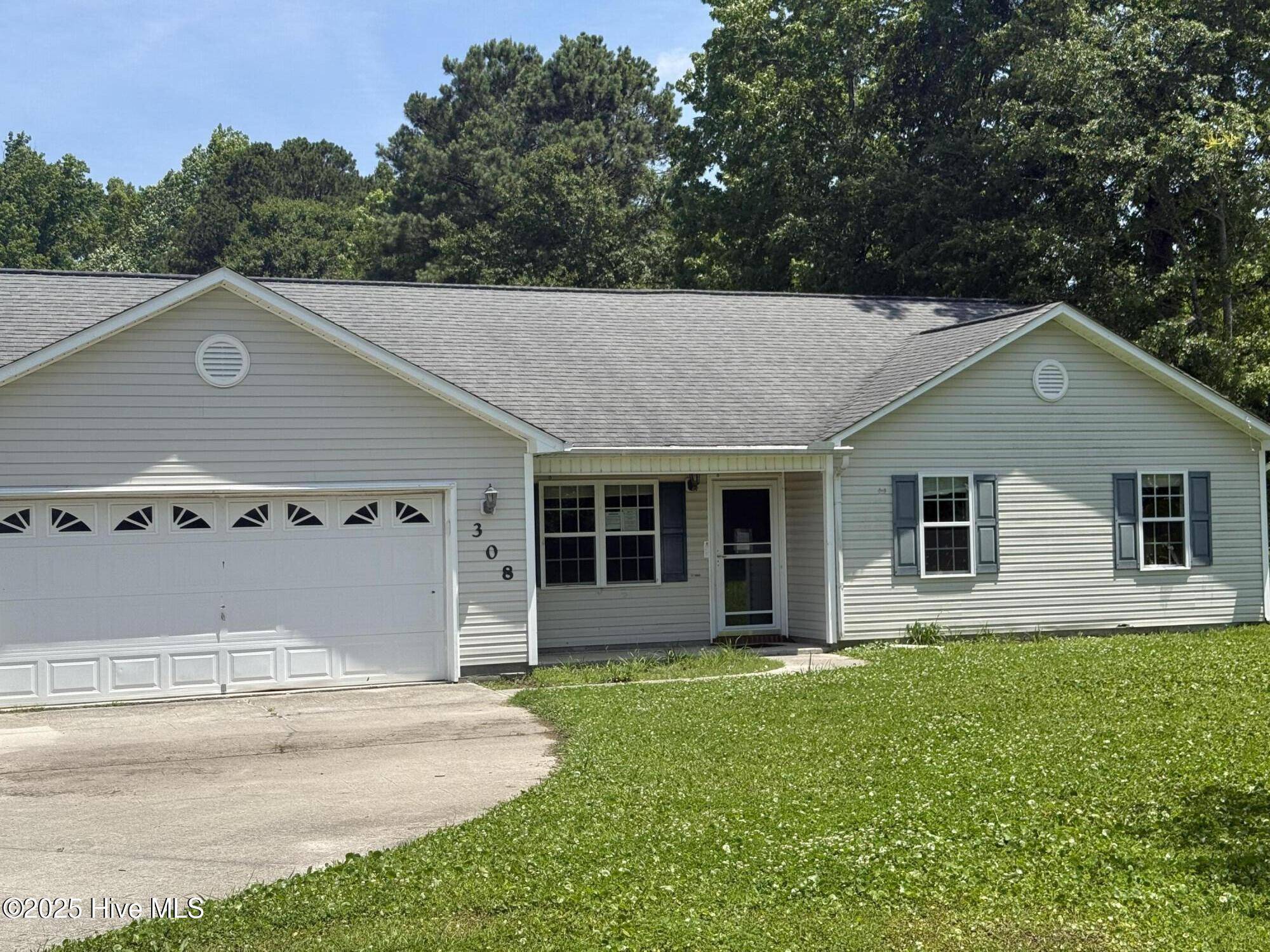 Chinquapin, NC 28521,308 Big Tree LN