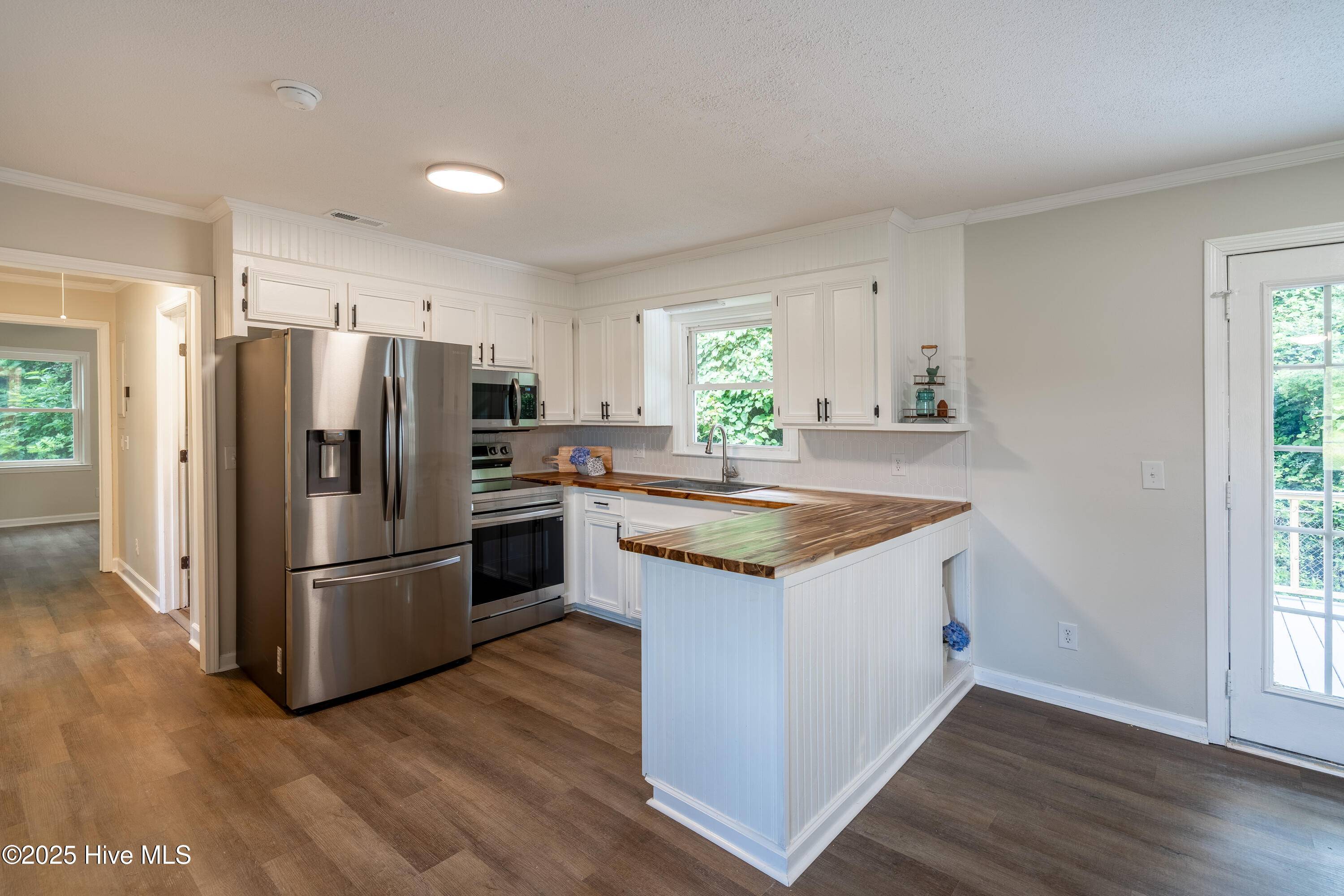Trenton, NC 28585,959 Middle RD