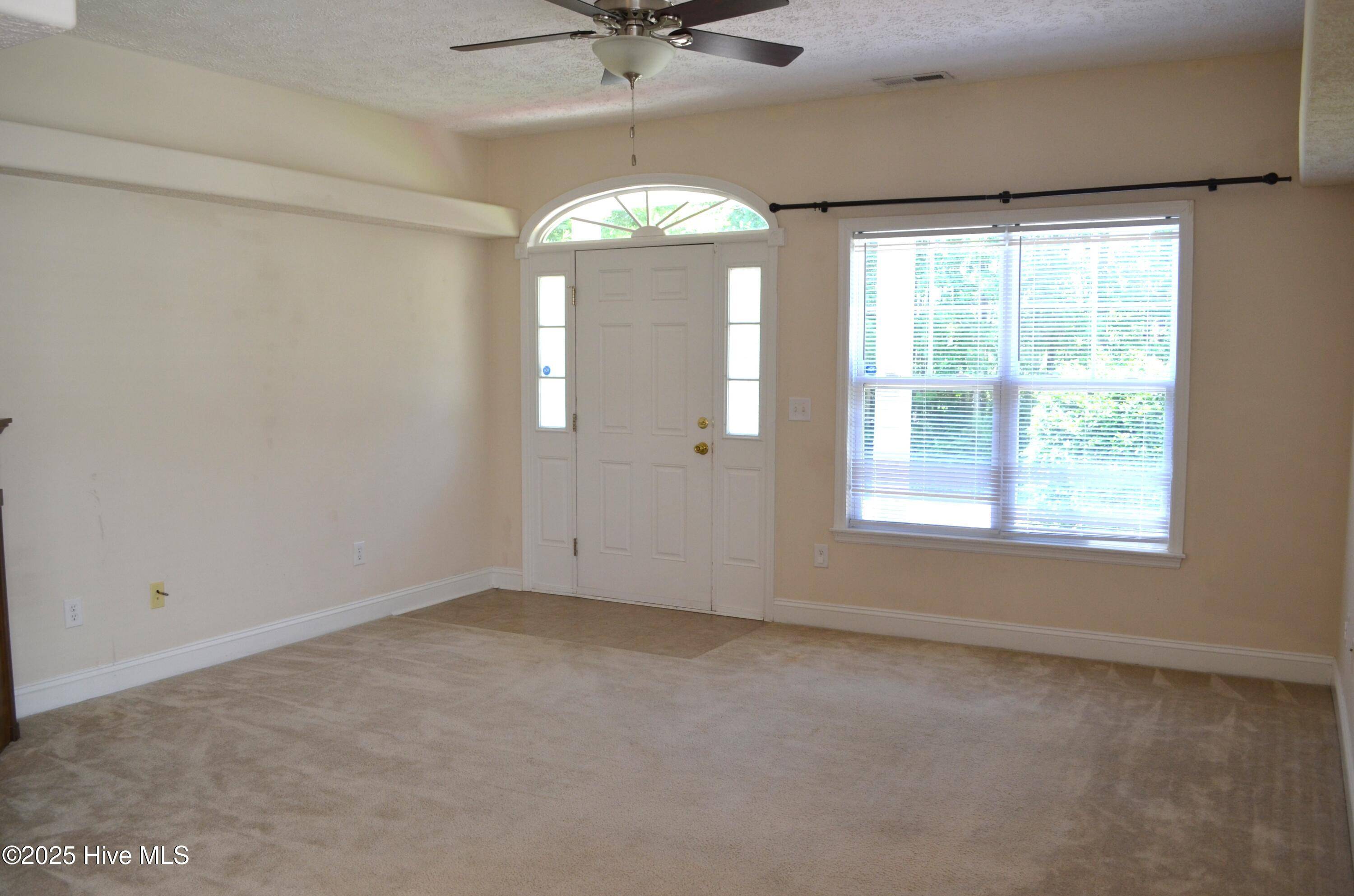 Havelock, NC 28532,102 Prowler LN