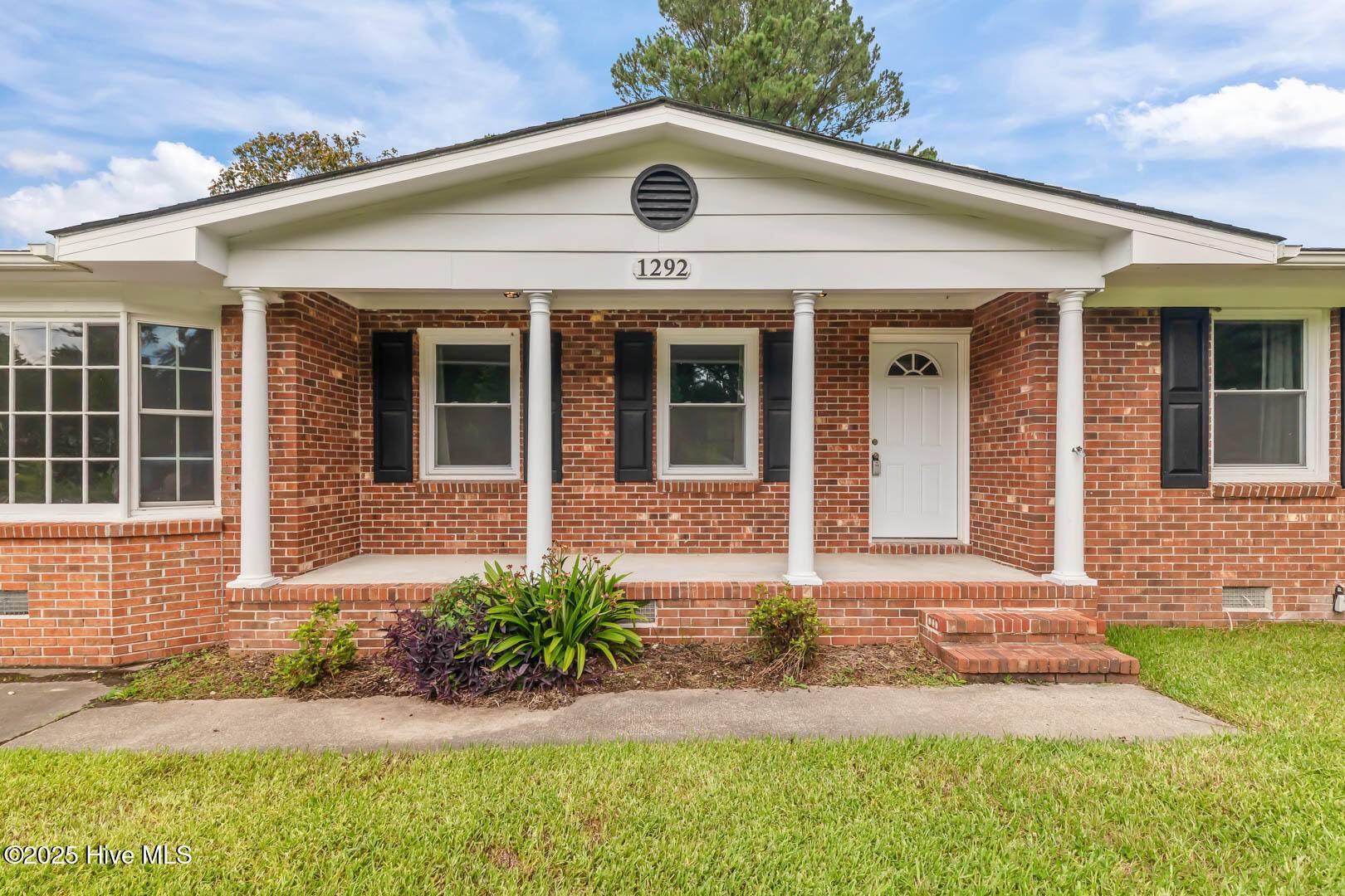Midway Park, NC 28544,1292 Lake Cole RD