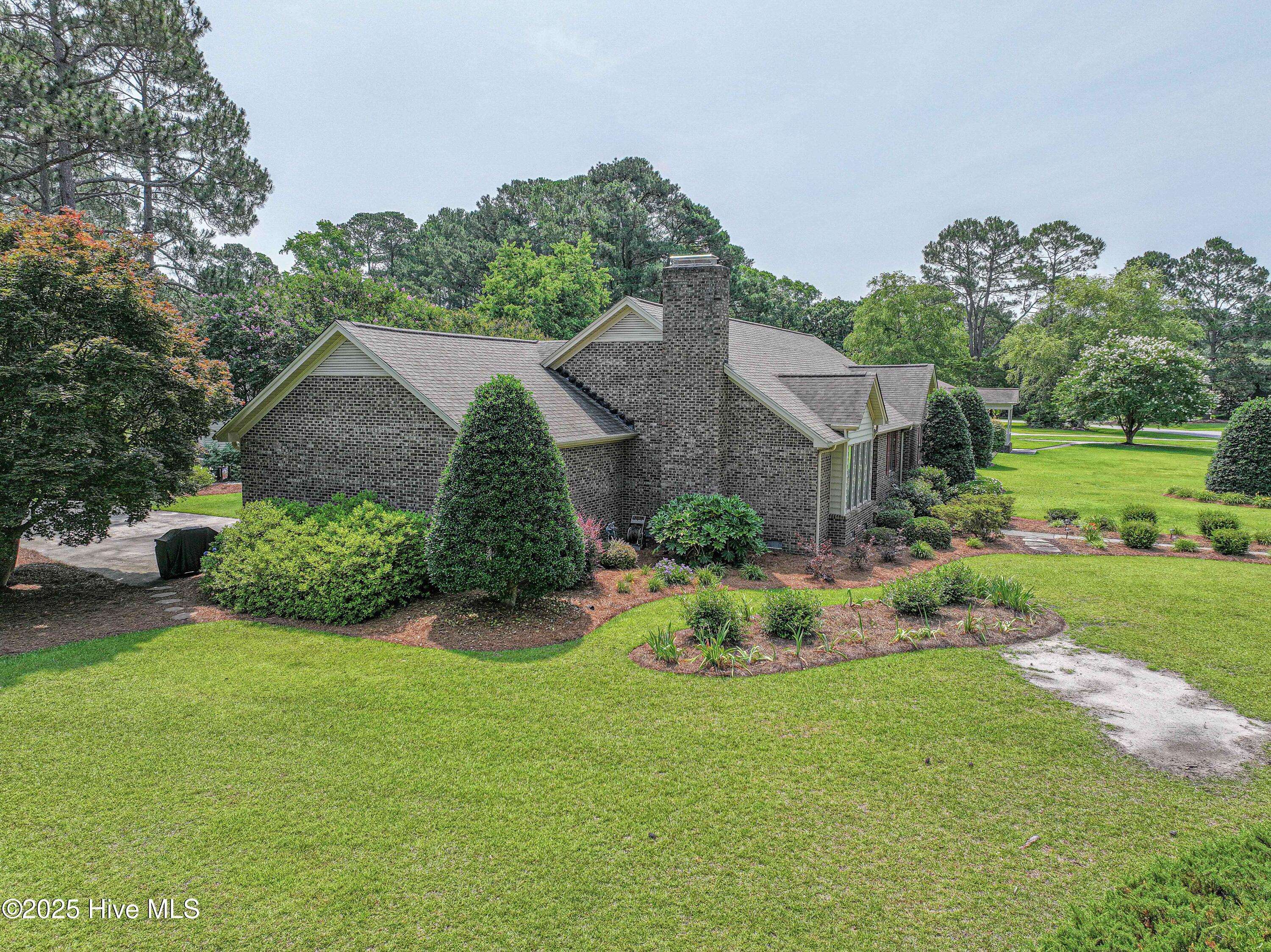 Greenville, NC 27858,501 Eleanor ST