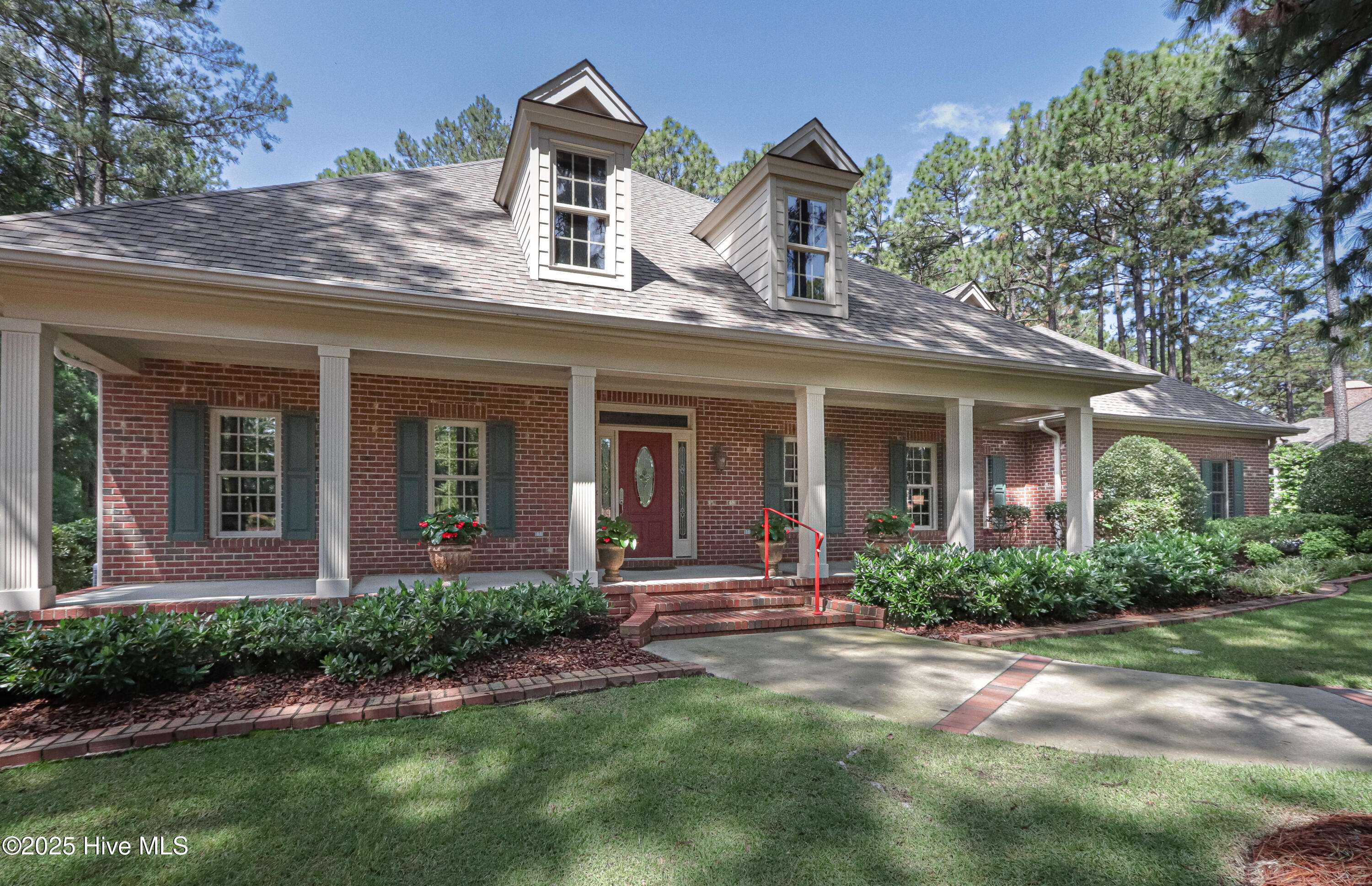 Pinehurst, NC 28374,5 Oxton CIR