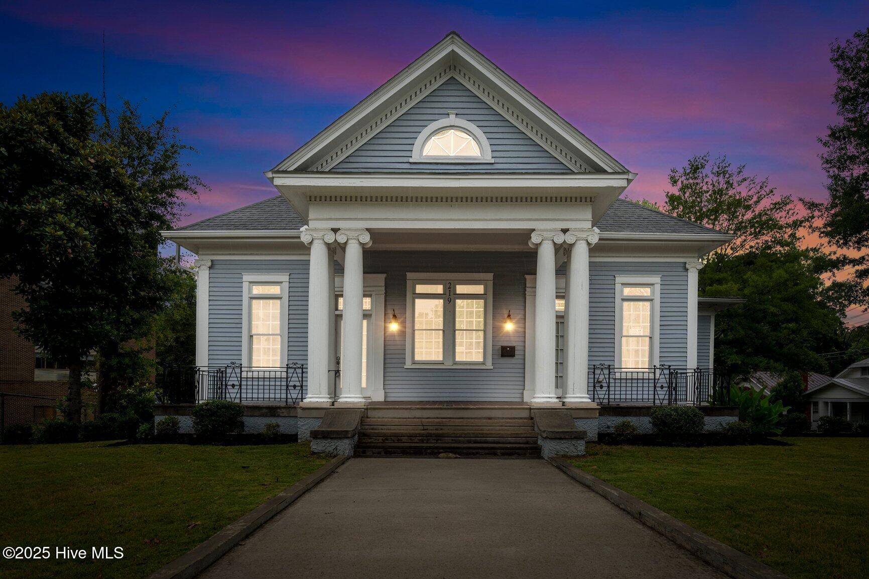 Wilson, NC 27893,219 Broad ST W