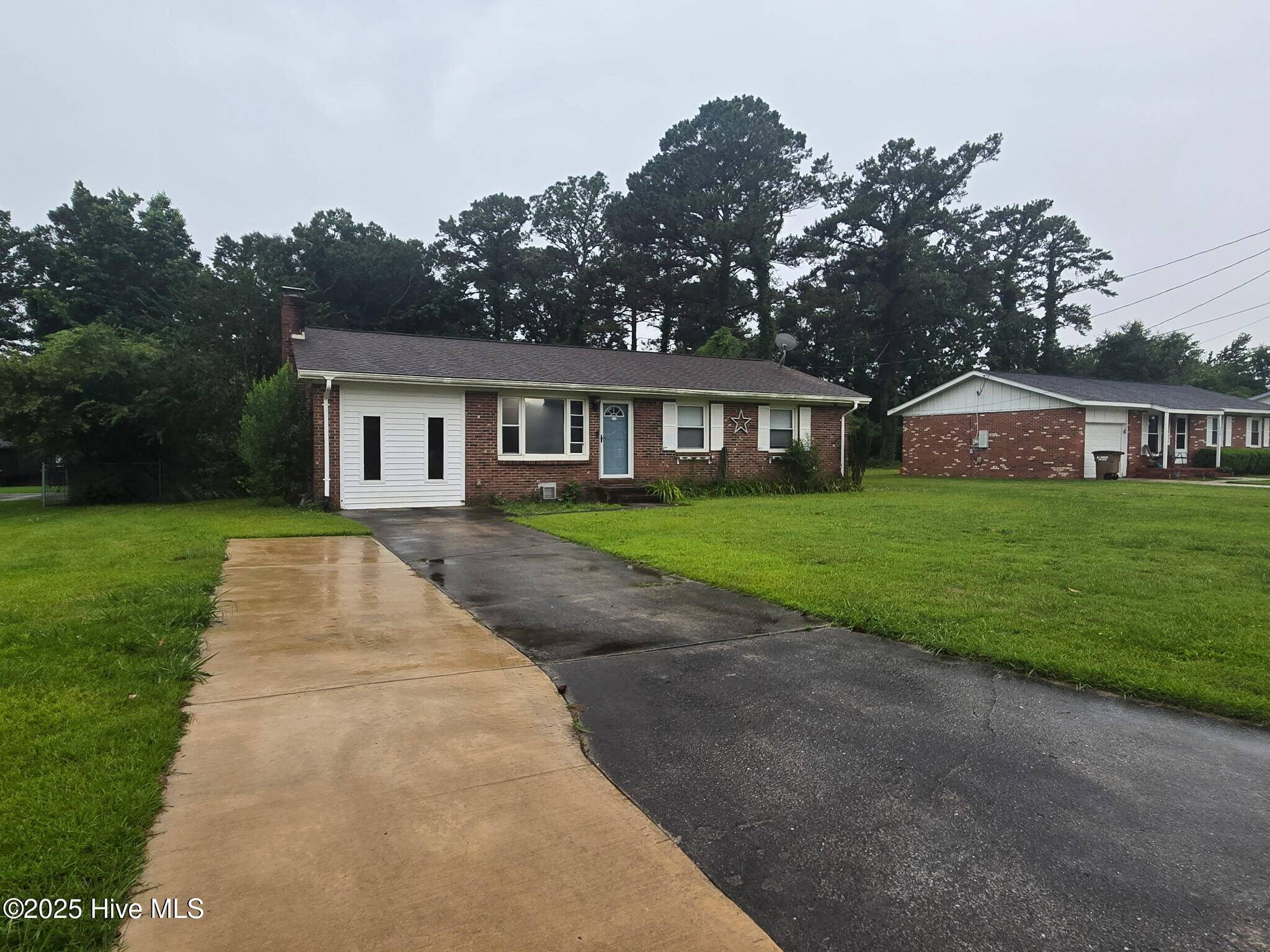 Jacksonville, NC 28546,208 Sheffield RD