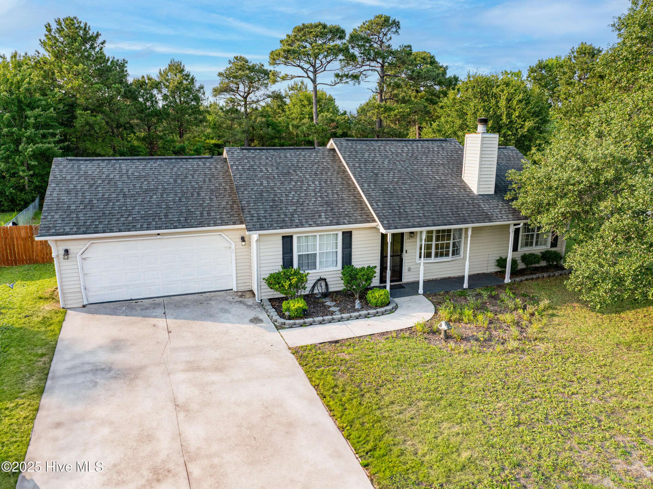 Hubert, NC 28539,165 Parnell RD