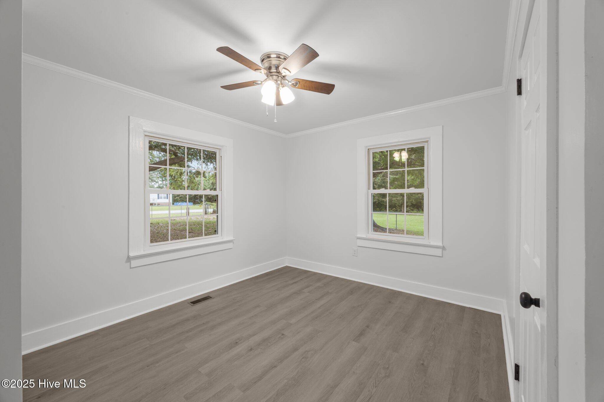 Hubert, NC 28539,350 Hubert BLVD