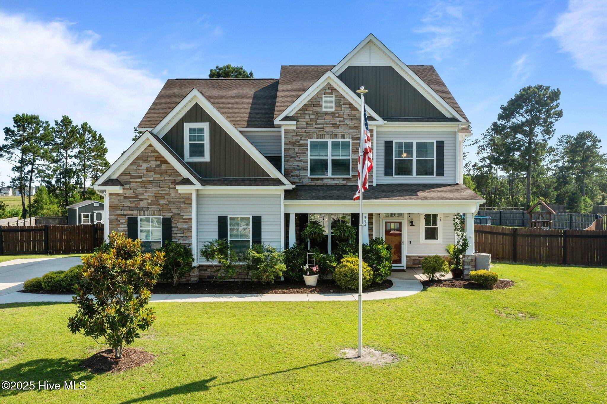 Hubert, NC 28539,304 Arrington CT