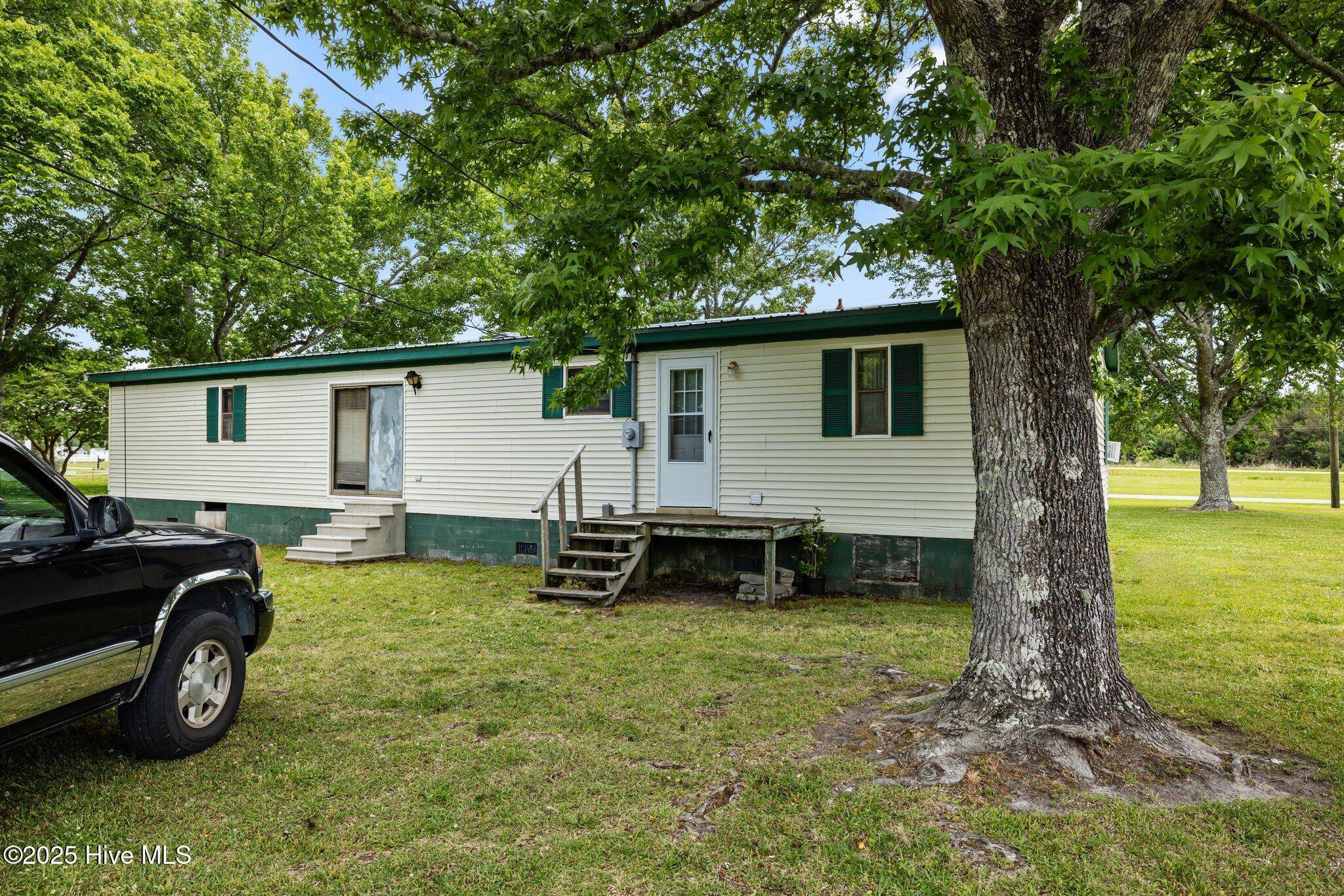Beaufort, NC 28516,127 Arthur RD