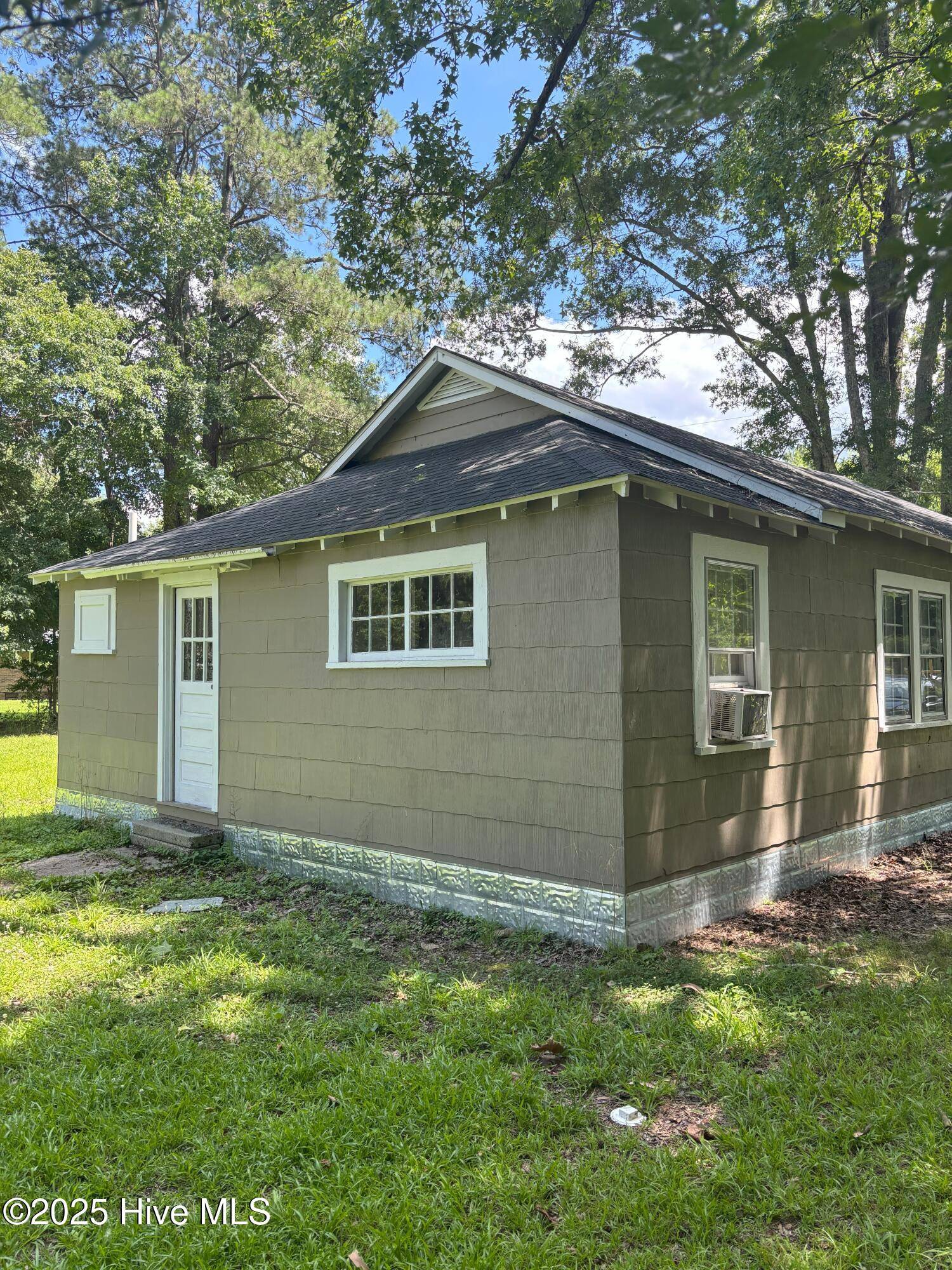 Plymouth, NC 27962,105 Cranberry ST