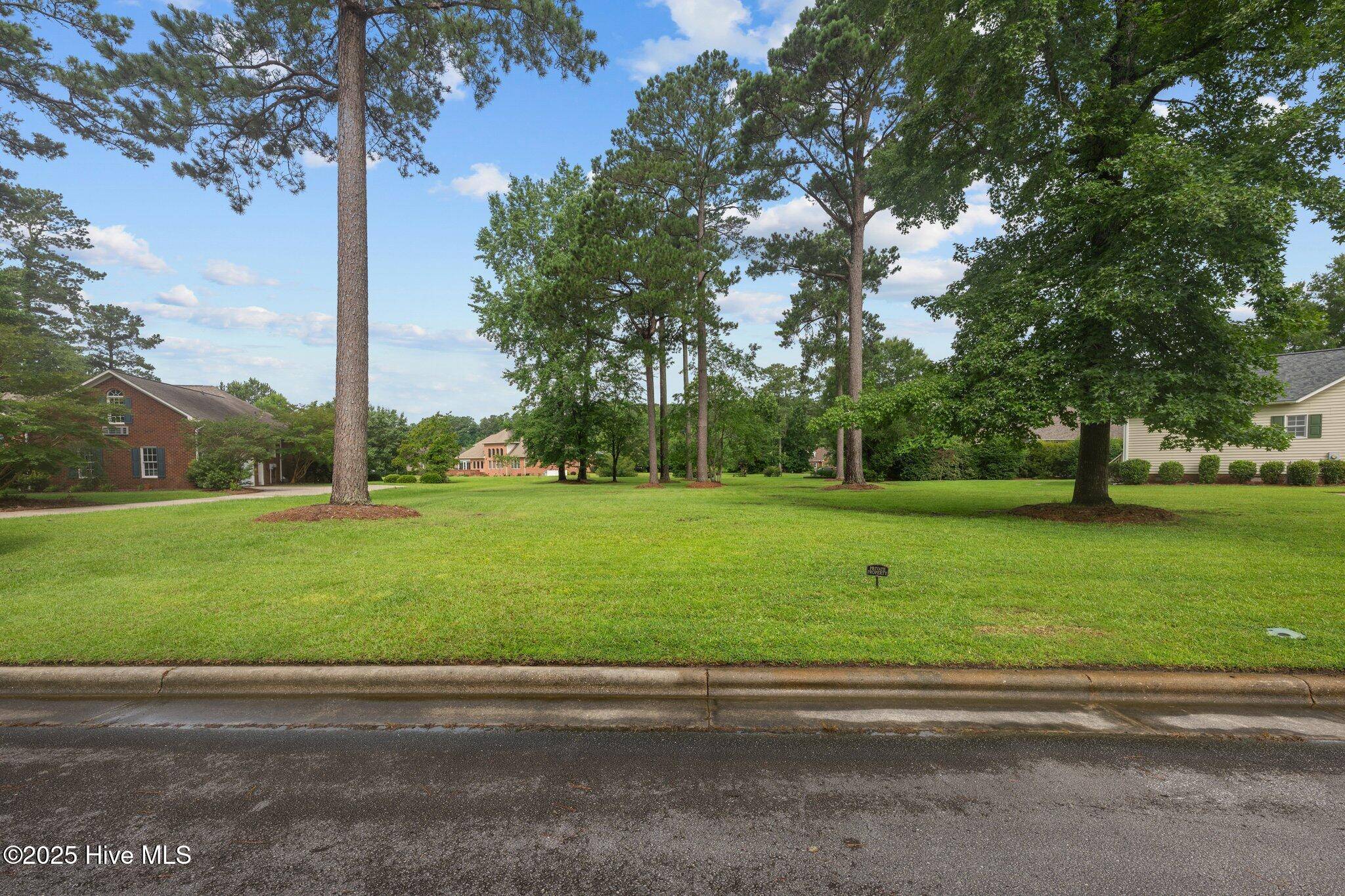 New Bern, NC 28562,204 Nyon CT