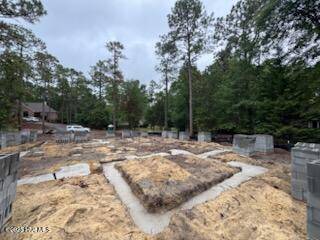 Pinehurst, NC 28374,305 Burning Tree RD