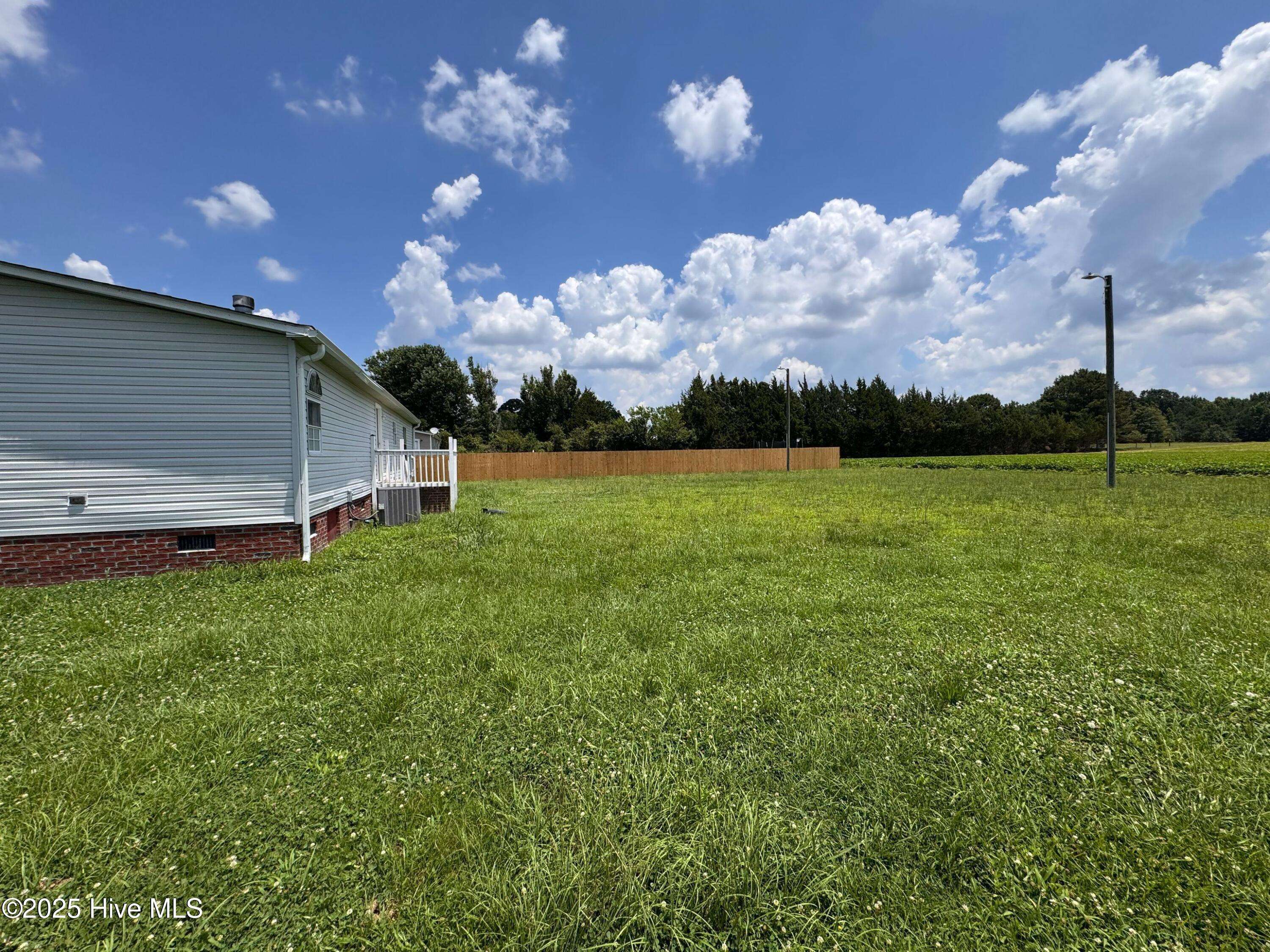Tarboro, NC 27886,905 E Northern BLVD