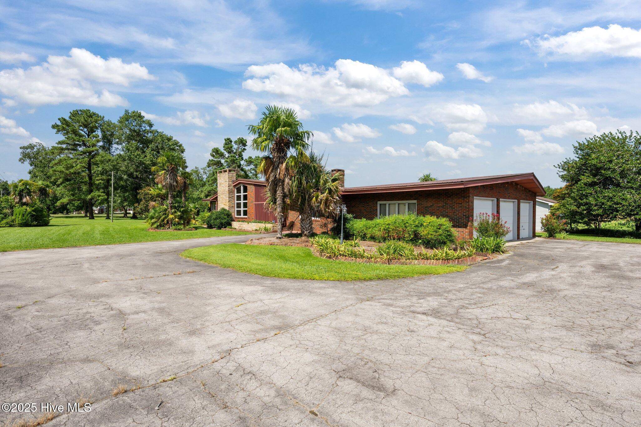 New Bern, NC 28560,4204 Old Cherry Point RD