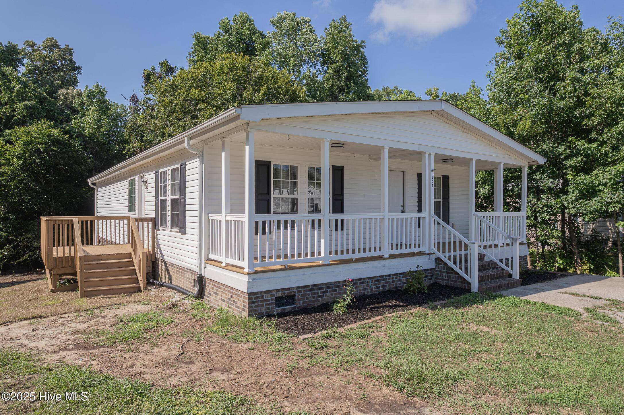 Jacksonville, NC 28546,307 Shipmans PIKE
