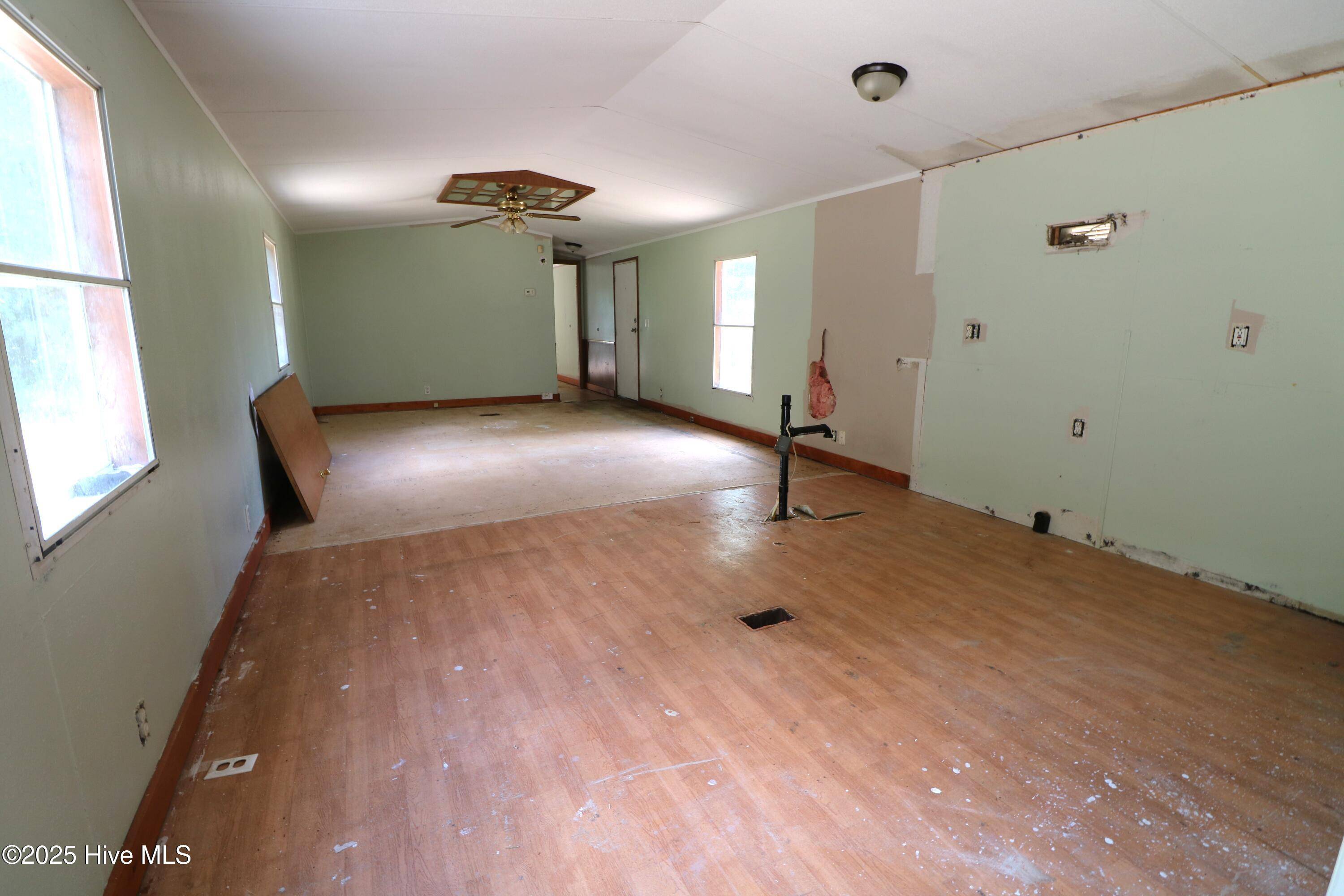 Orrum, NC 28369,103 Foley RD