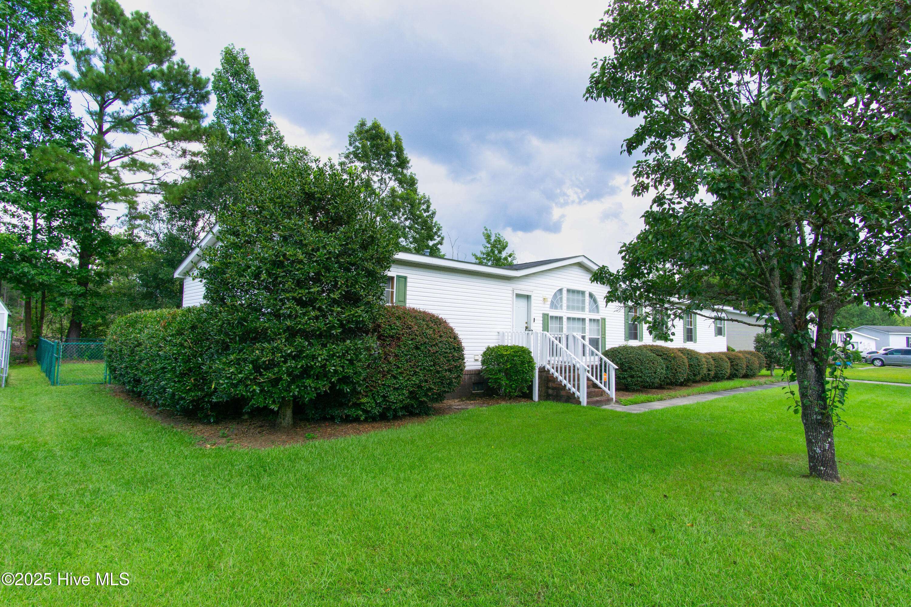 New Bern, NC 28562,104 Split Oak WAY