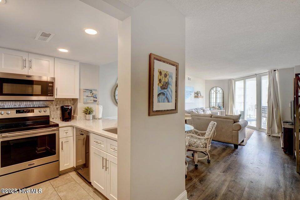 North Topsail Beach, NC 28460,2000 New River Inlet RD #1110
