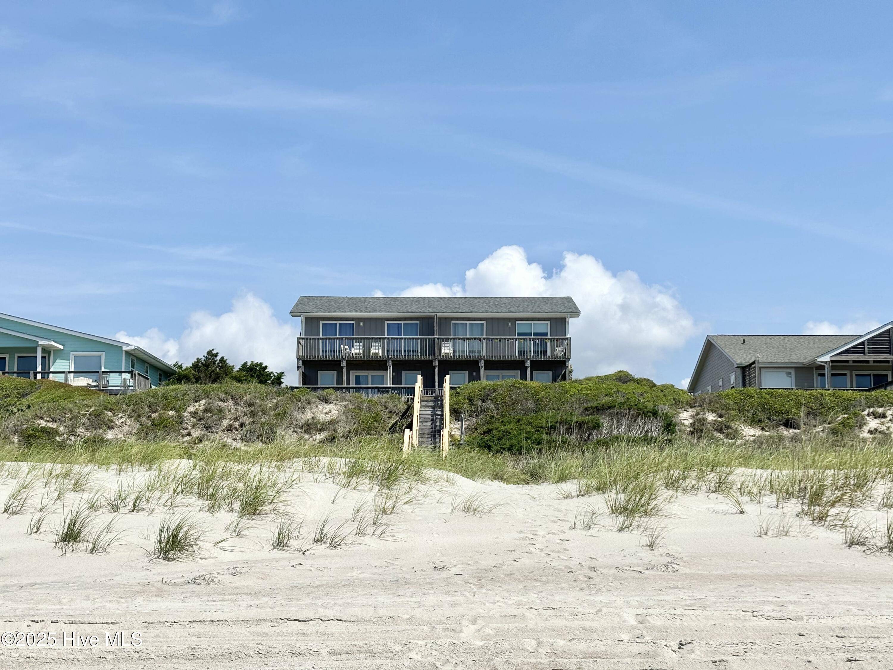 Emerald Isle, NC 28594,7411 Ocean DR